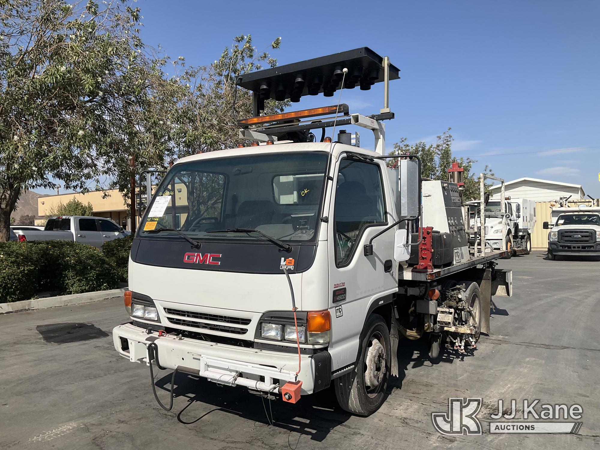 Photo of 2002 GMC W45042