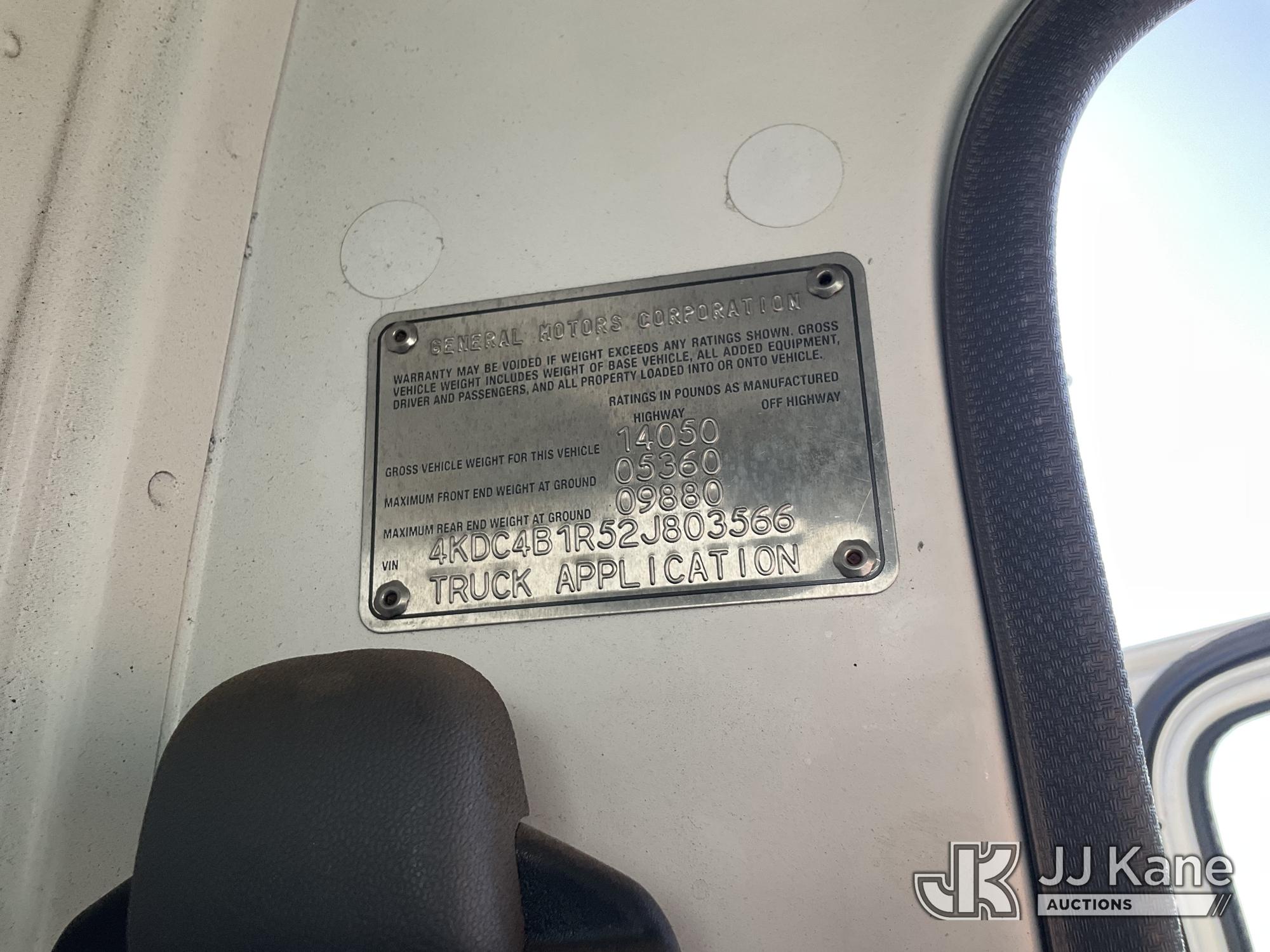 2002 GMC W45042