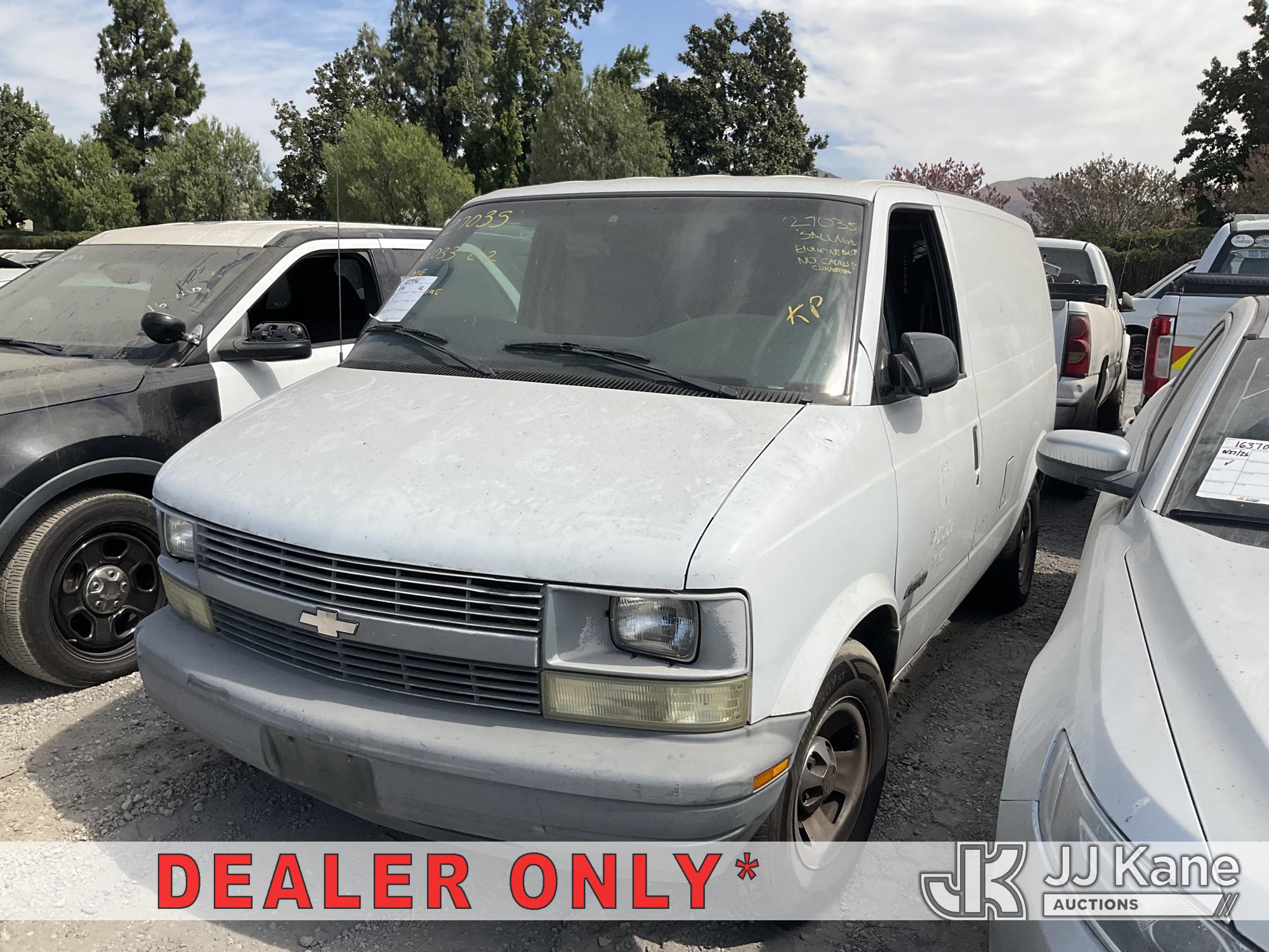 Photo of 2002 Chevrolet Astro