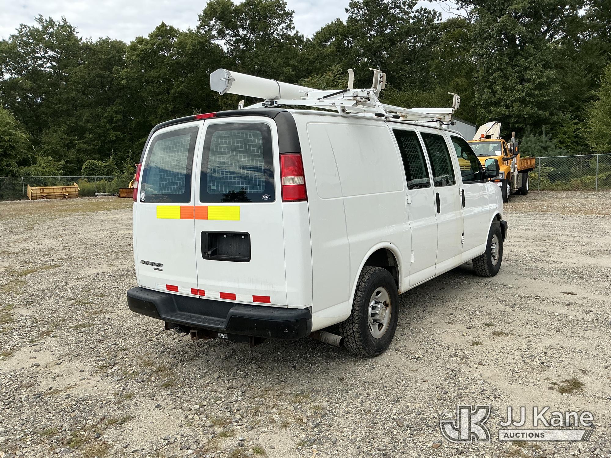 2013 Chevrolet EXPRESS 2500
