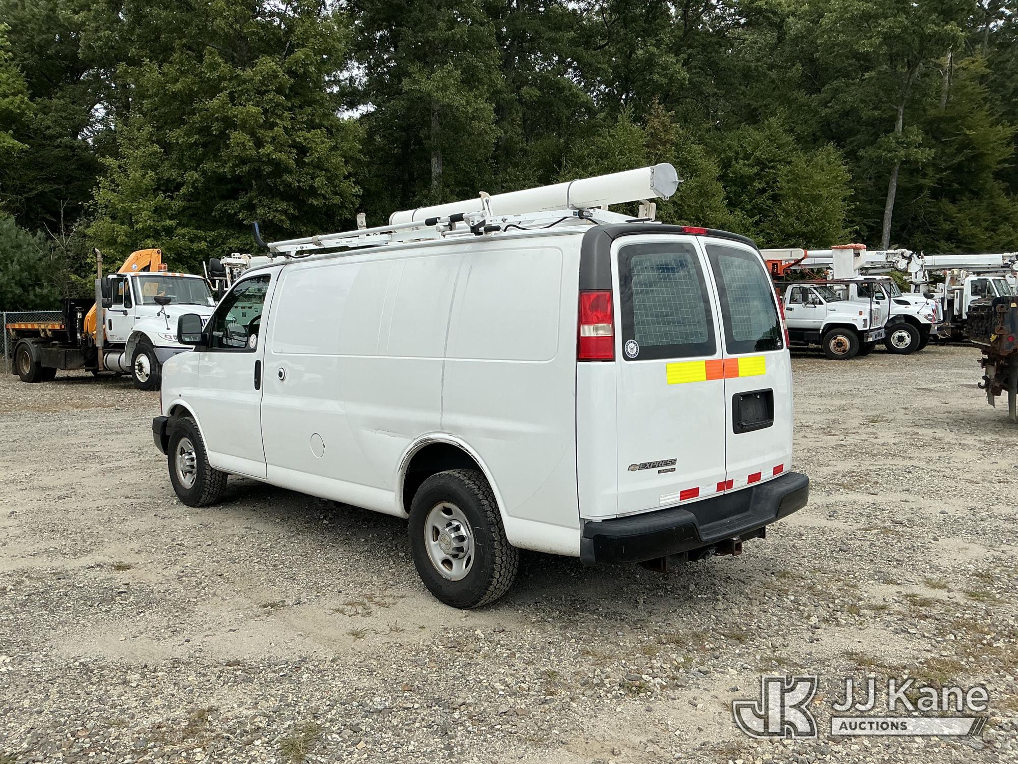 2013 Chevrolet EXPRESS 2500