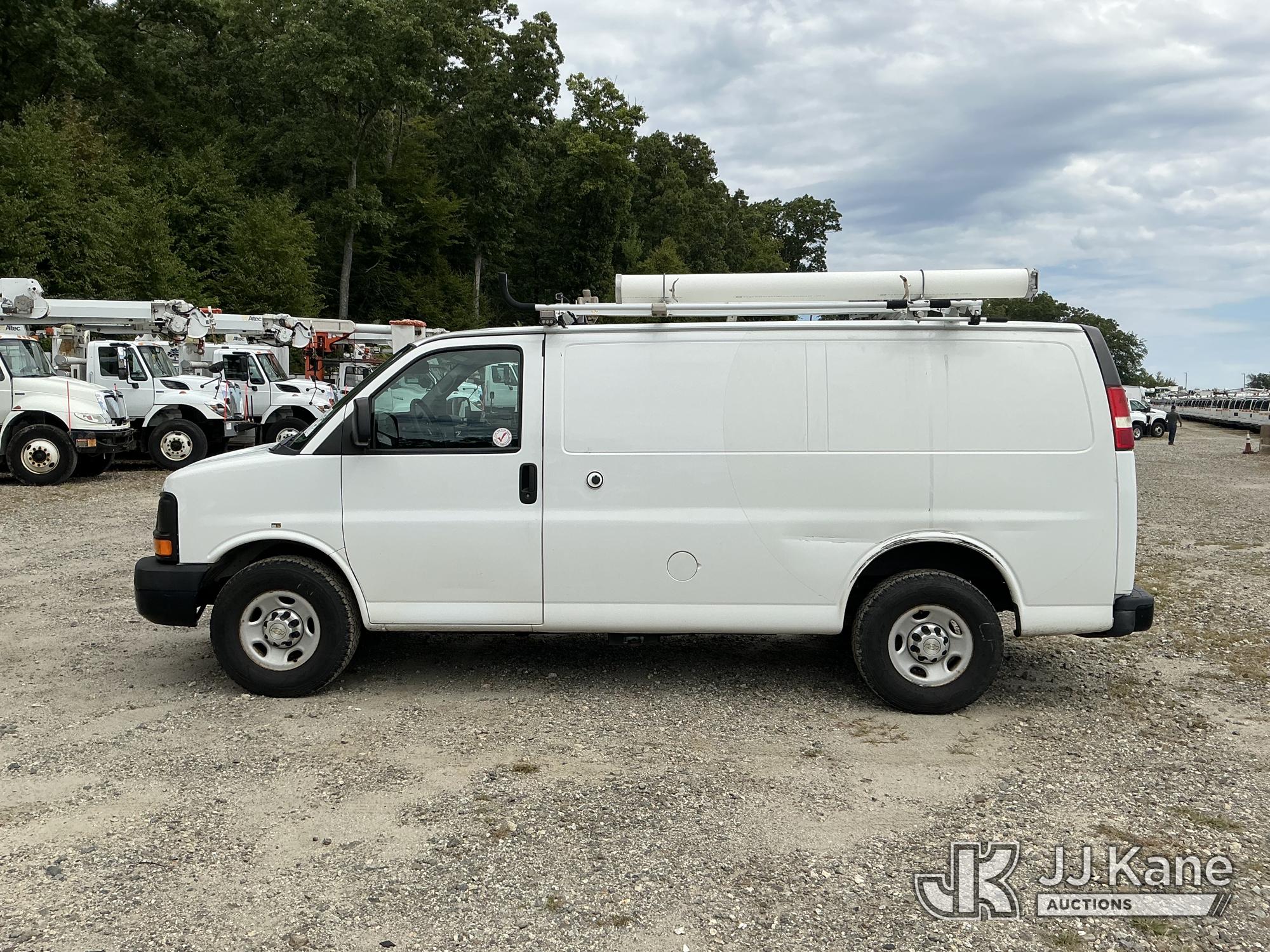 2013 Chevrolet EXPRESS 2500