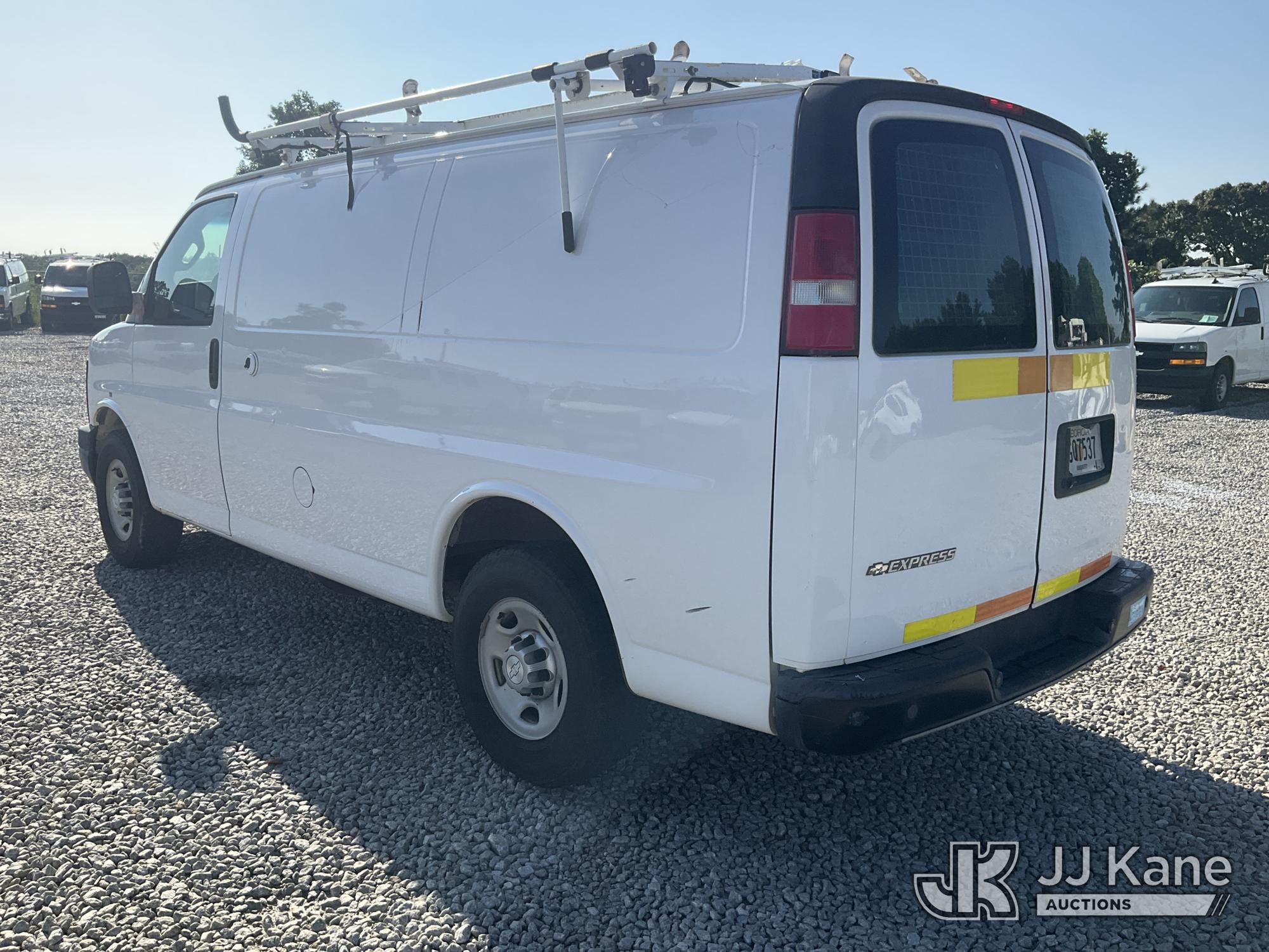 2017 Chevrolet EXPRESS 2500