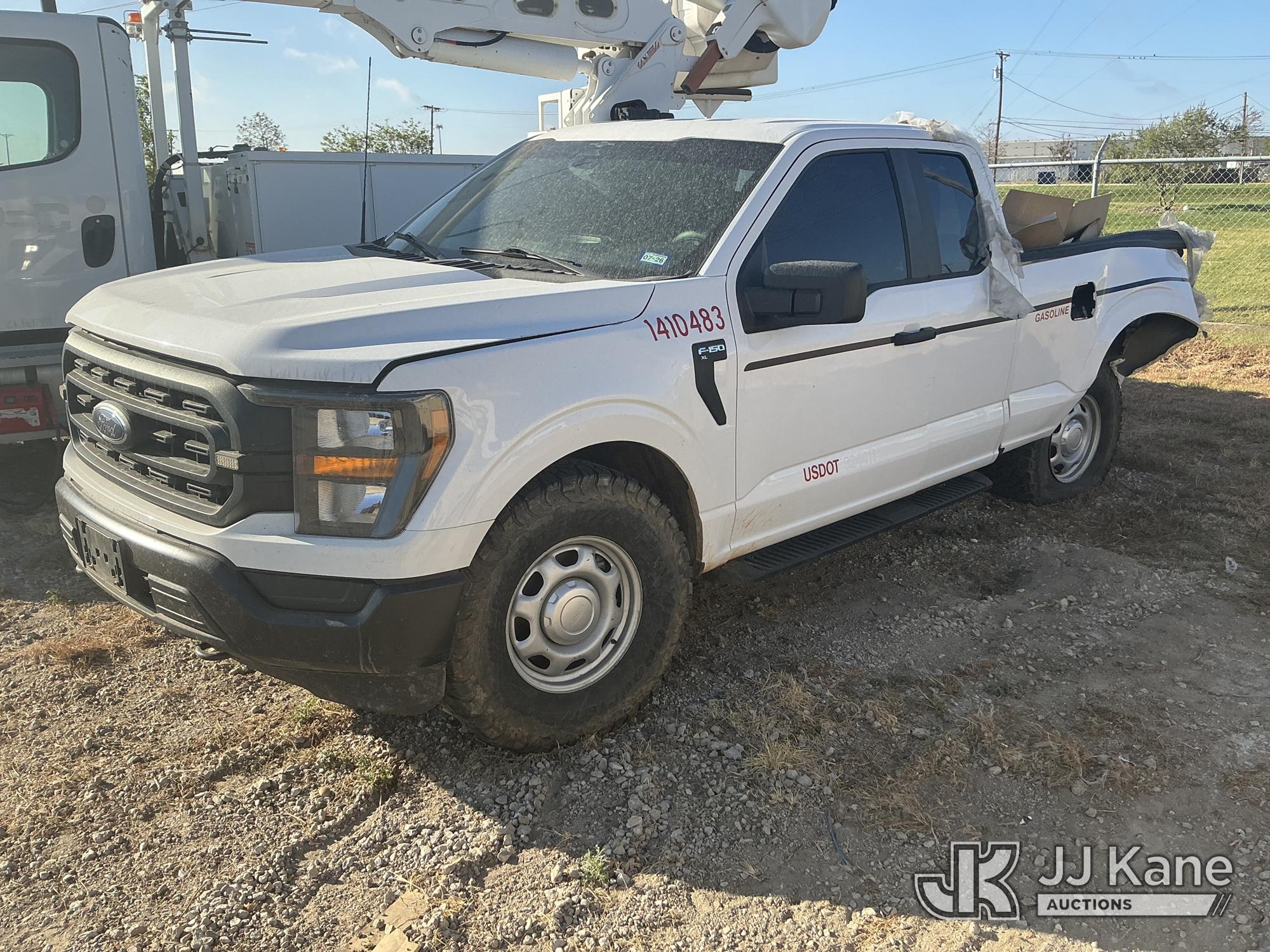 Photo of 2023 Ford F150 4x4