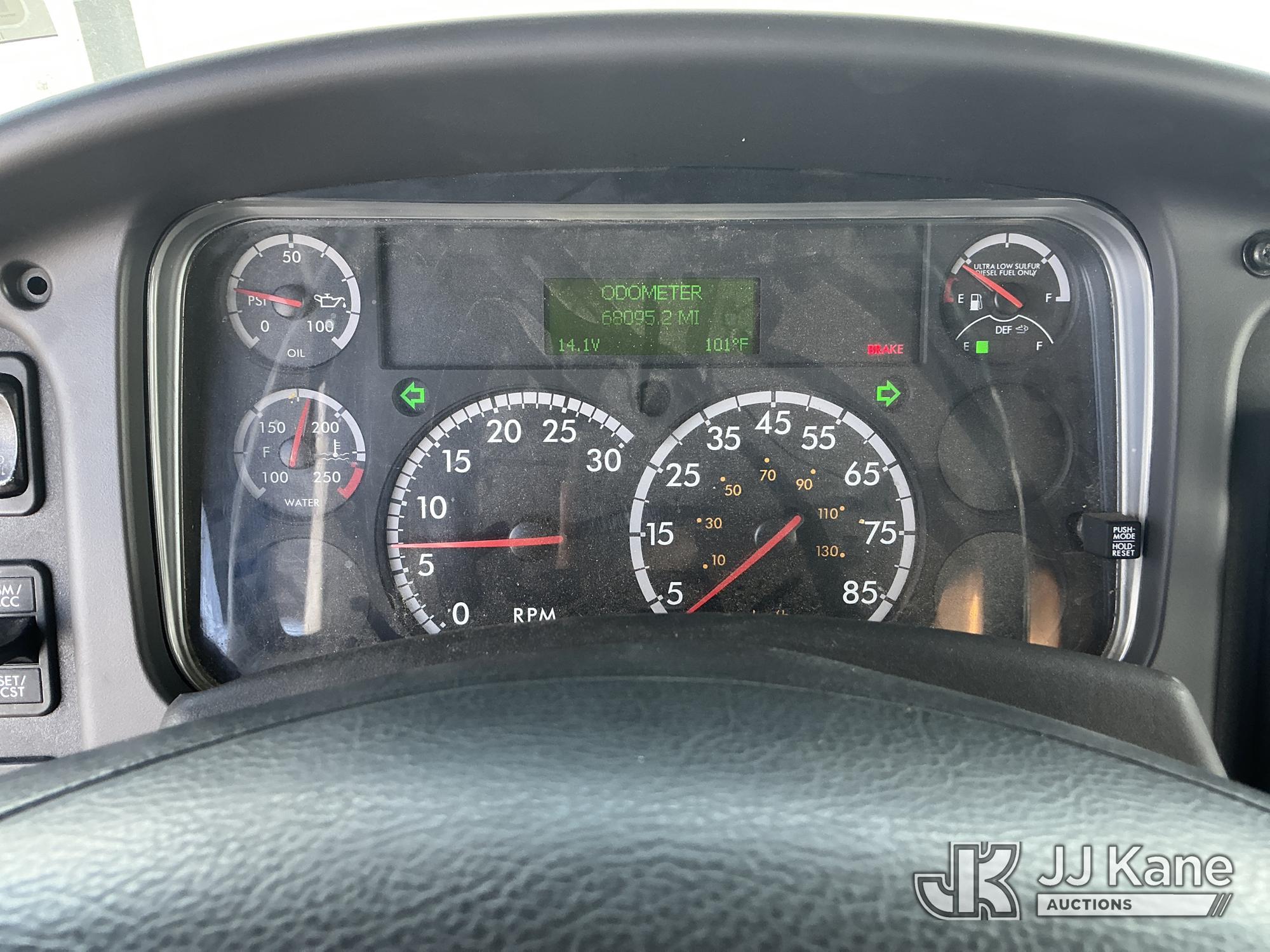 2018 Freightliner M2 106
