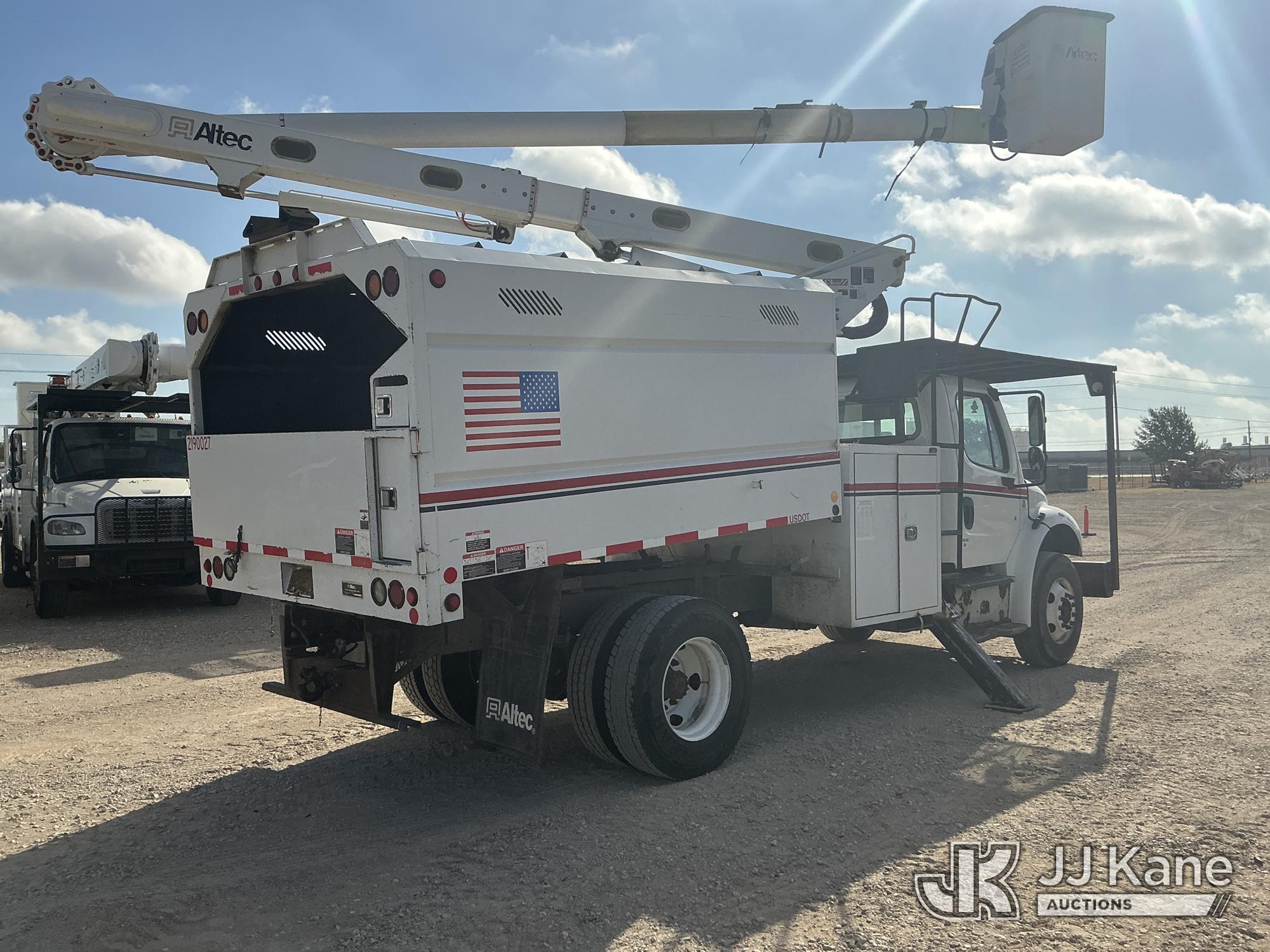2017 Freightliner M2 106