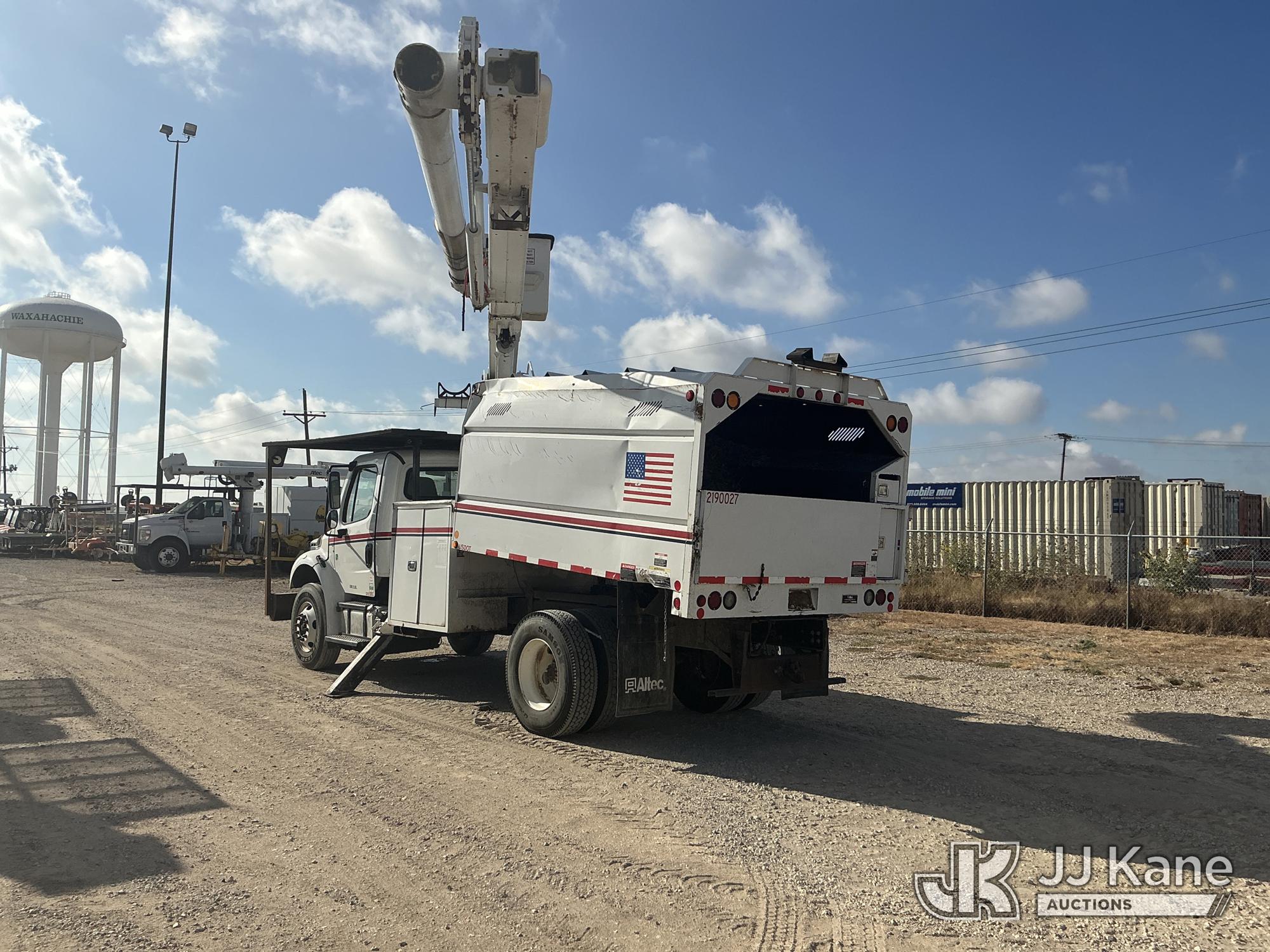 2017 Freightliner M2 106