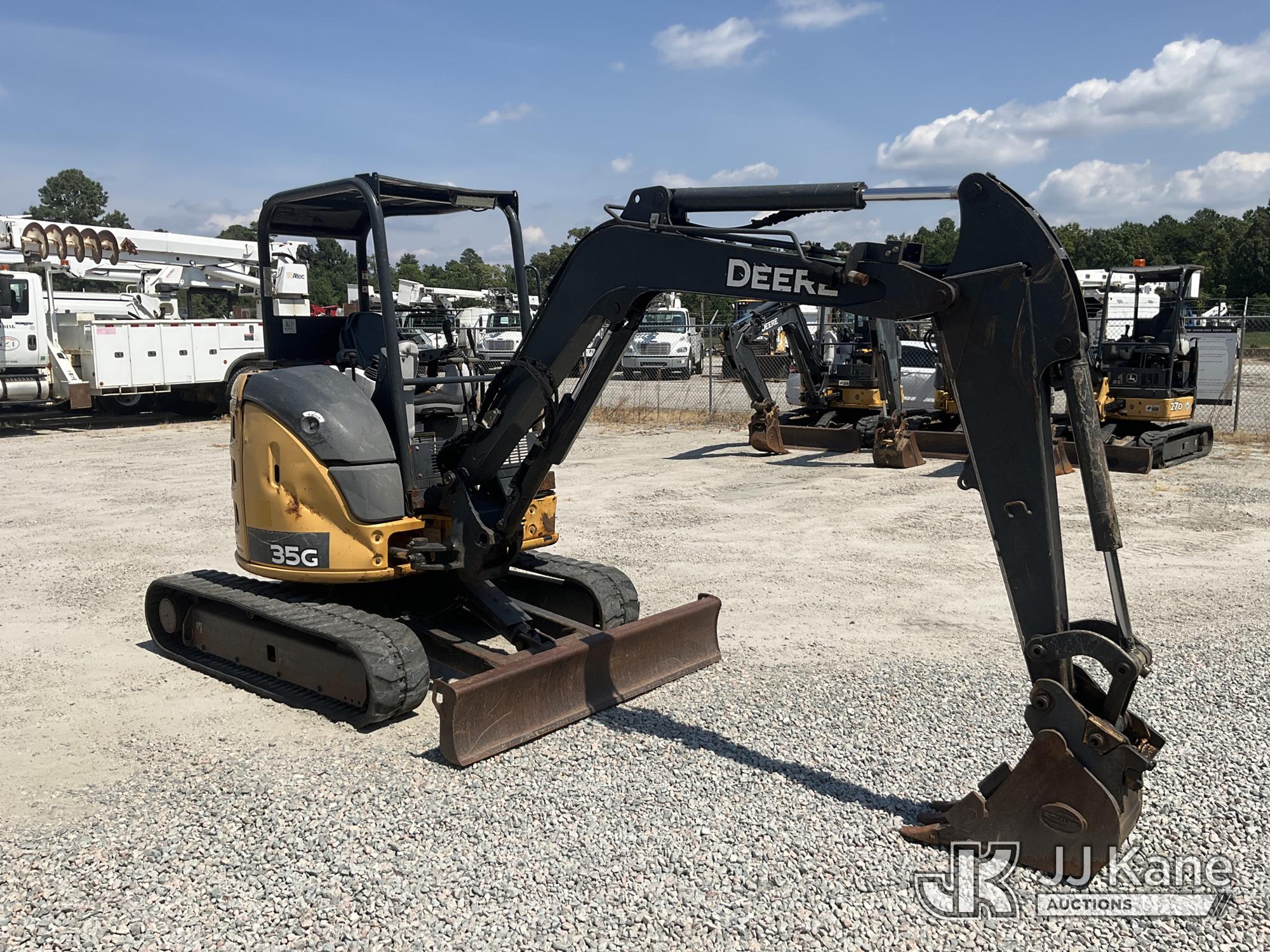 2015 John Deere 35G
