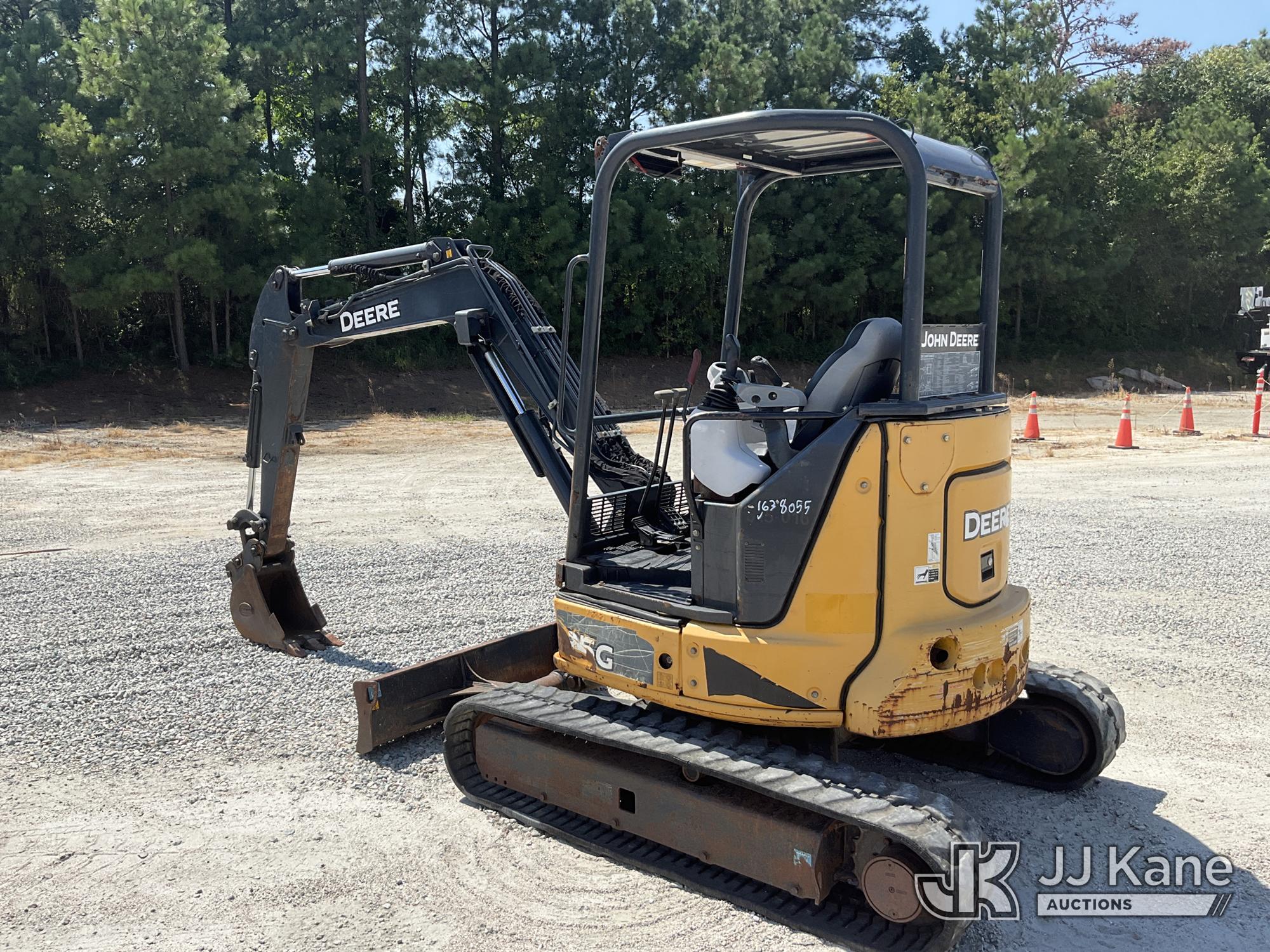 2015 John Deere 35G