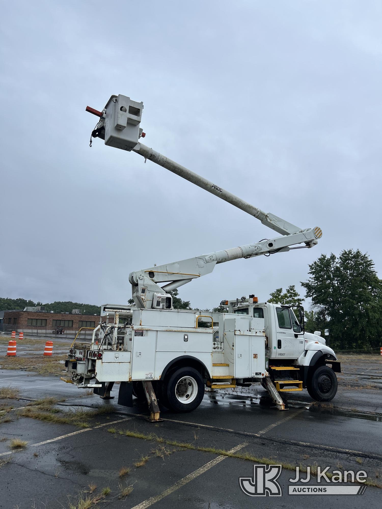 2007 International 7300 4x4