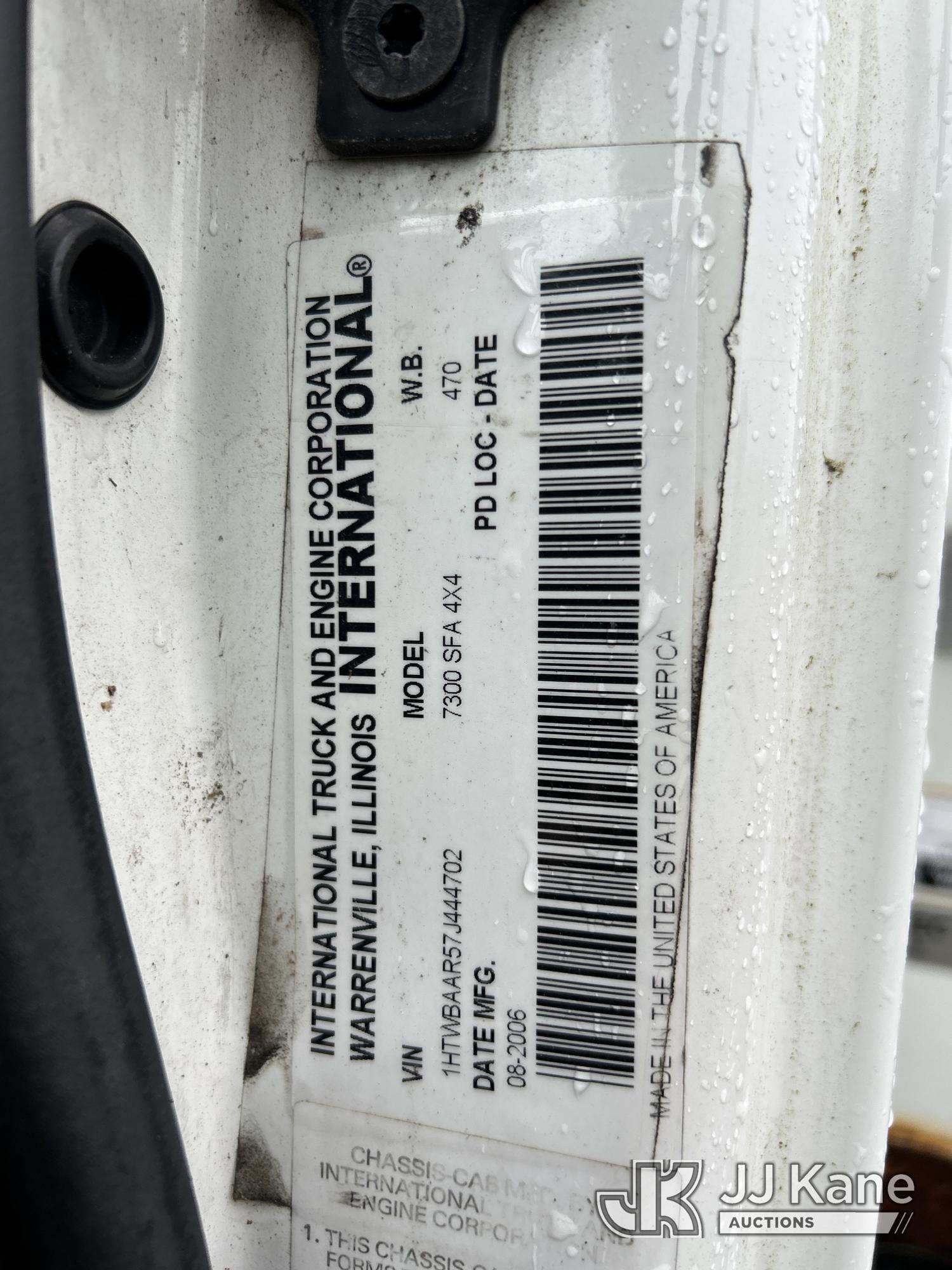 2007 International 7300 4x4