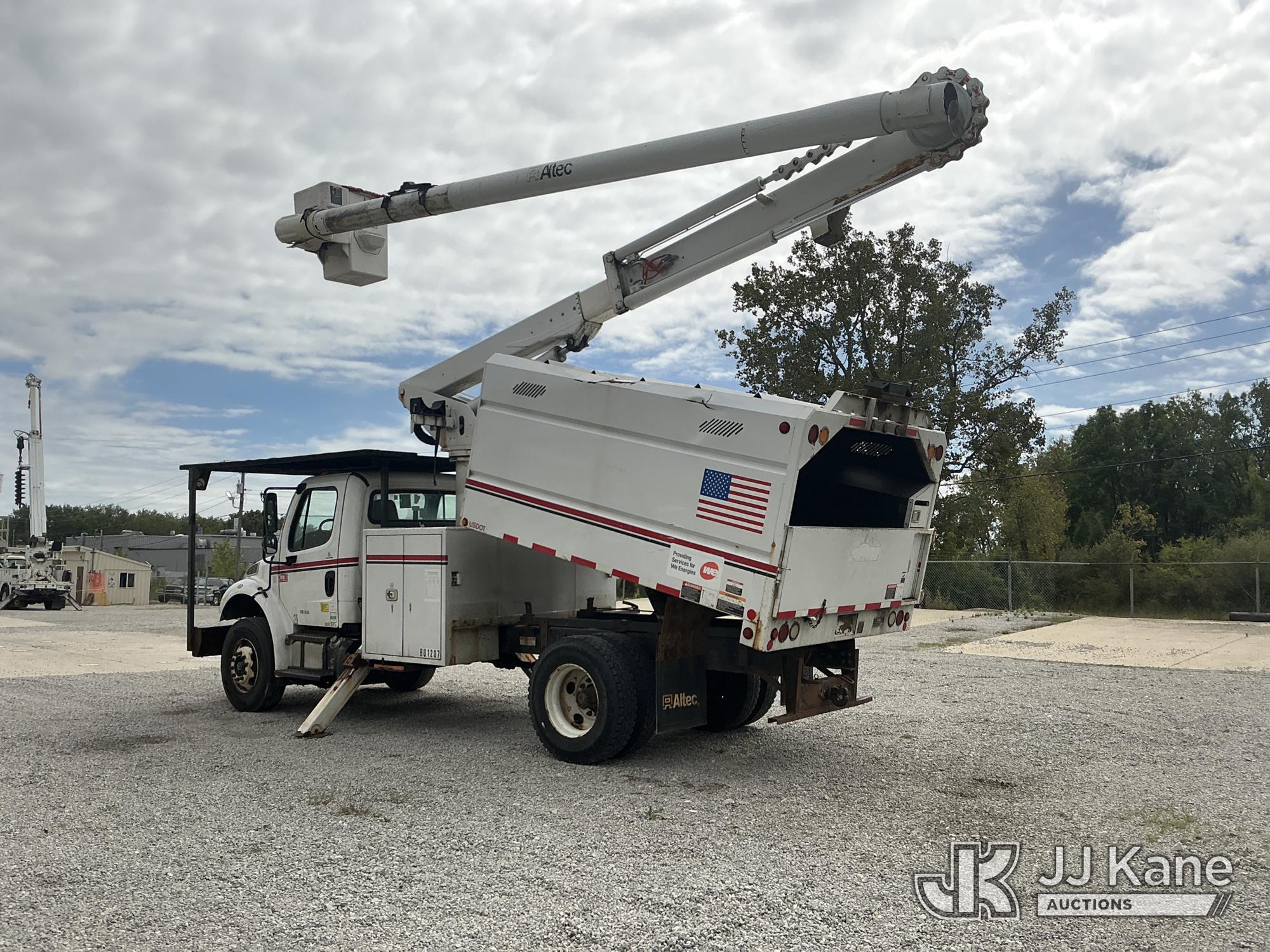 2017 Freightliner M2 106