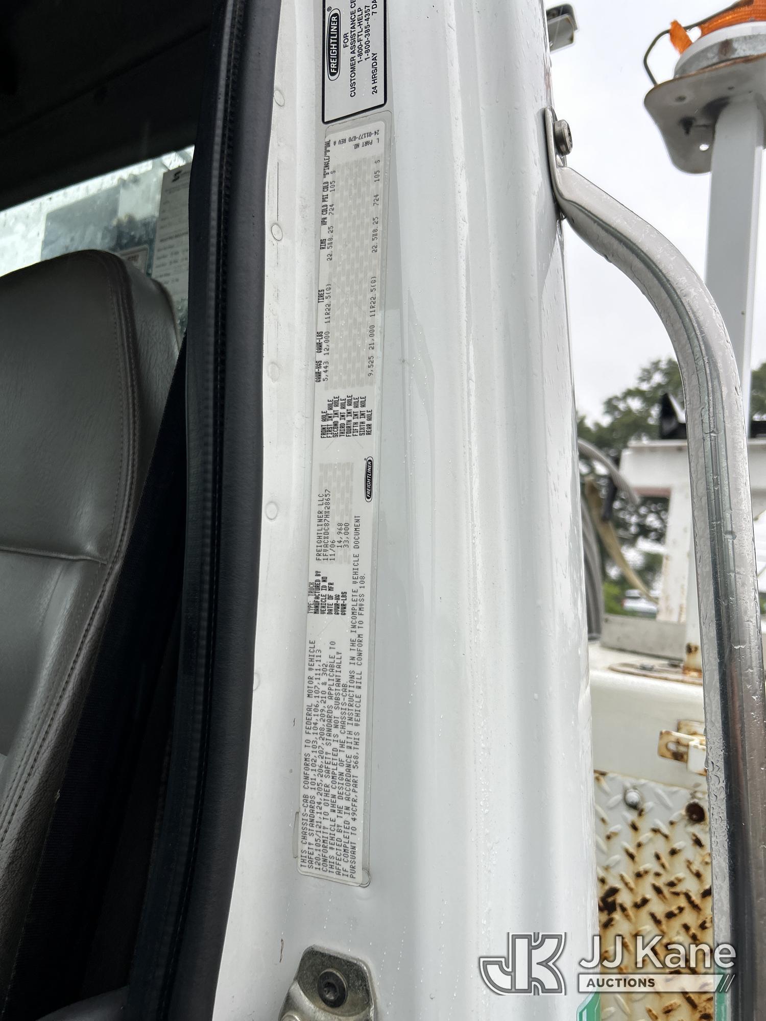 2007 Freightliner M2 106