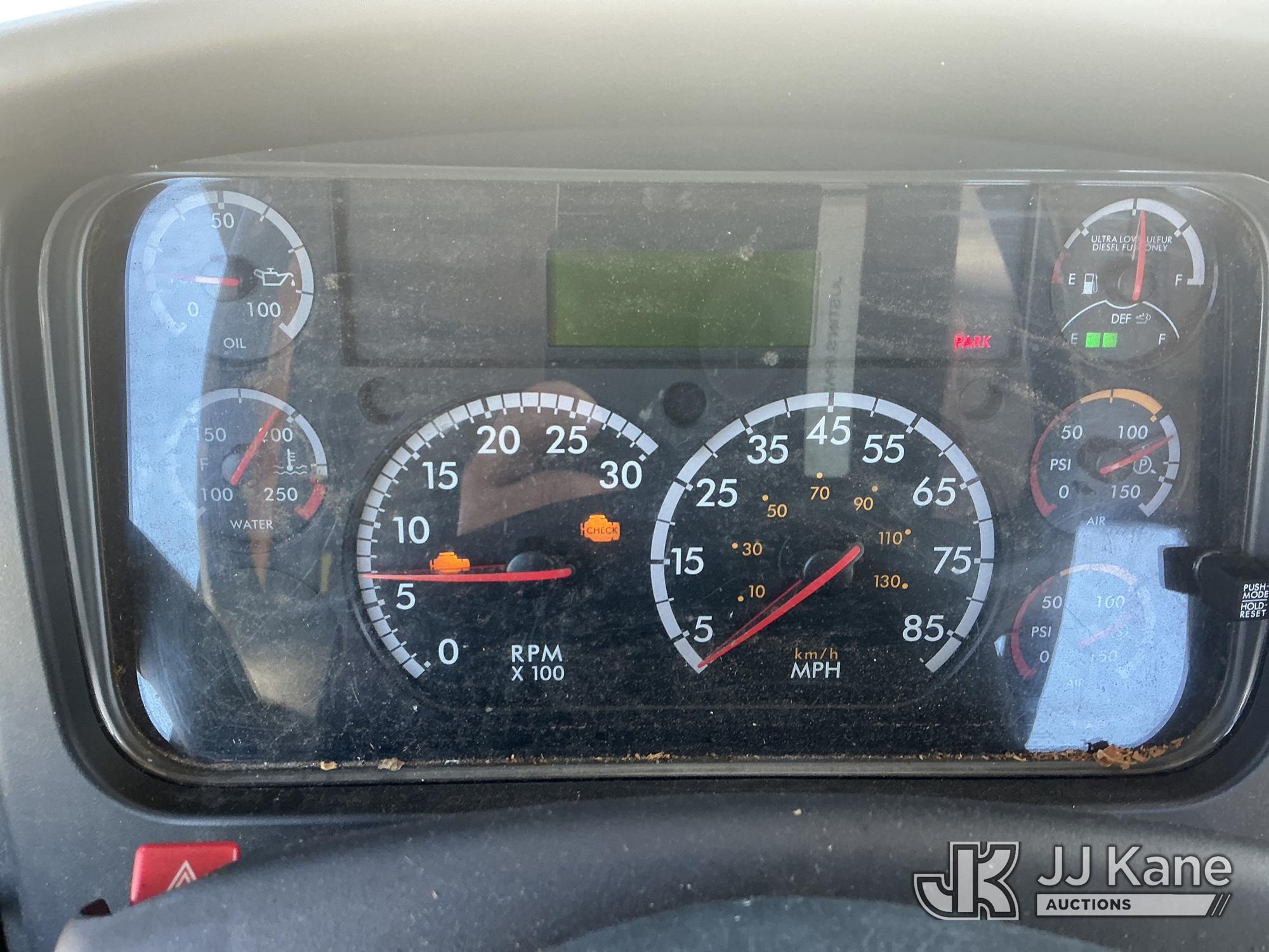2017 Freightliner M2 106