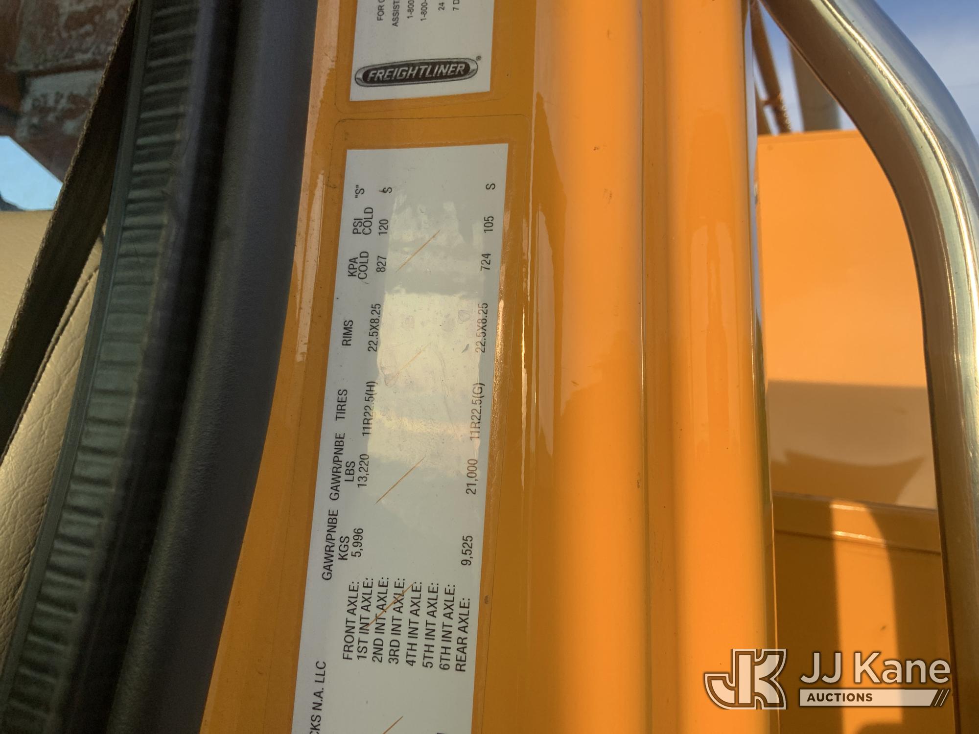 2016 Freightliner M2 106