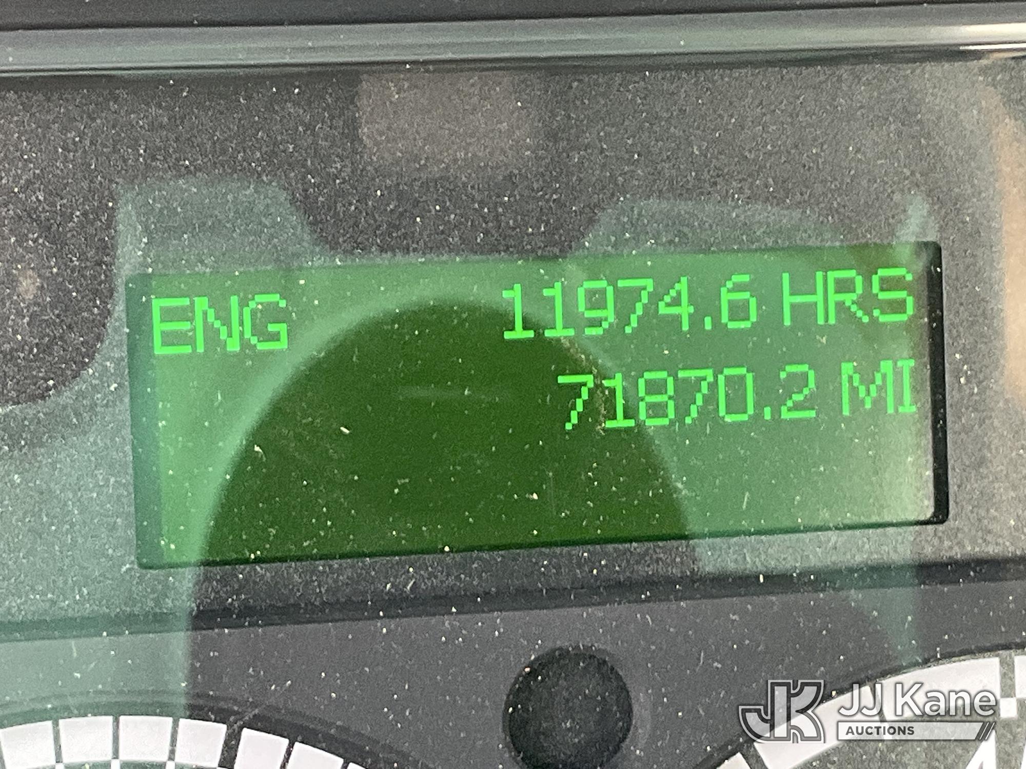 2014 Freightliner M2 106