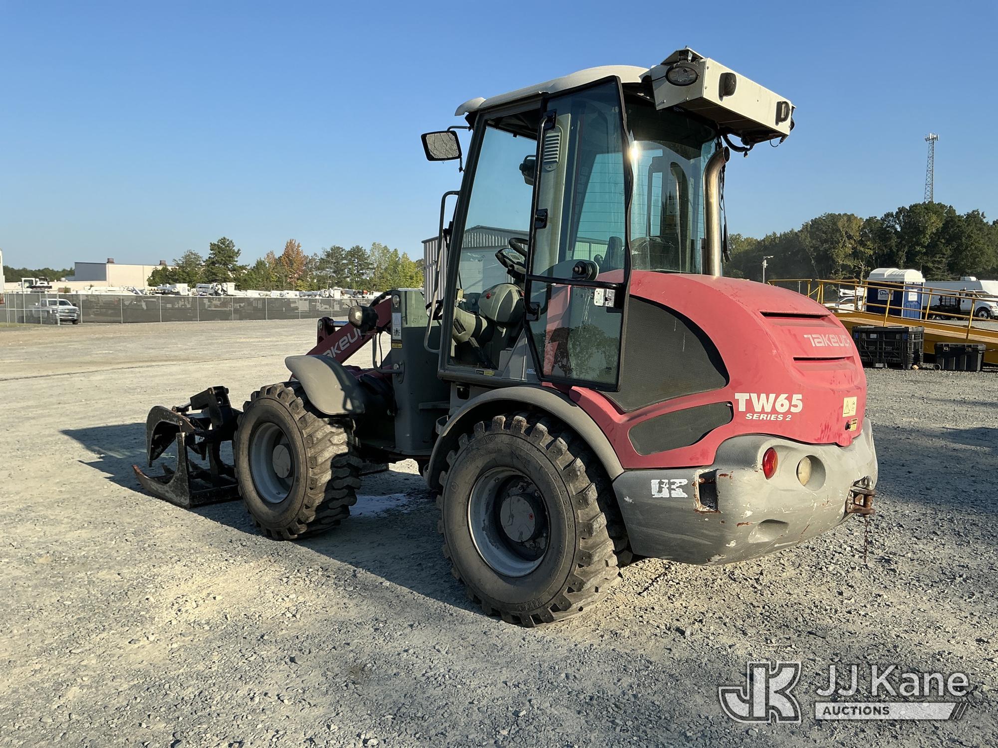 2017 Takeuchi TW65