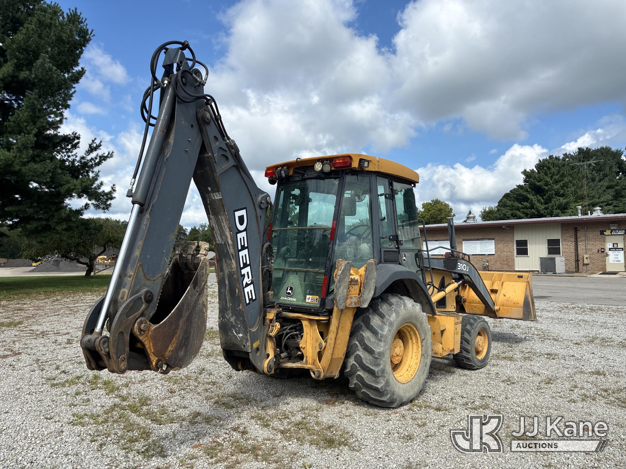 2010 John Deere 310J 4X4