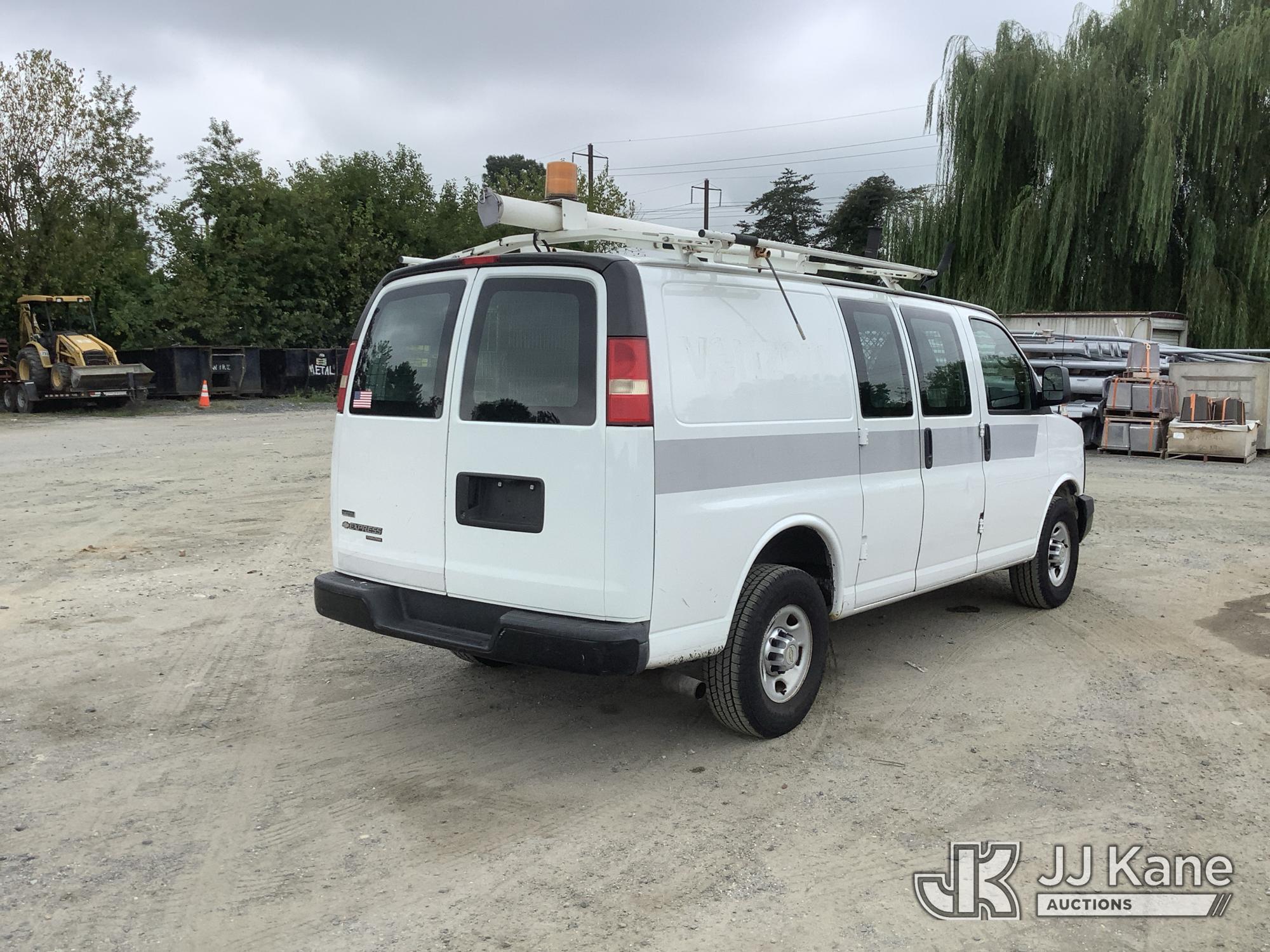 2011 Chevrolet EXPRESS G2500