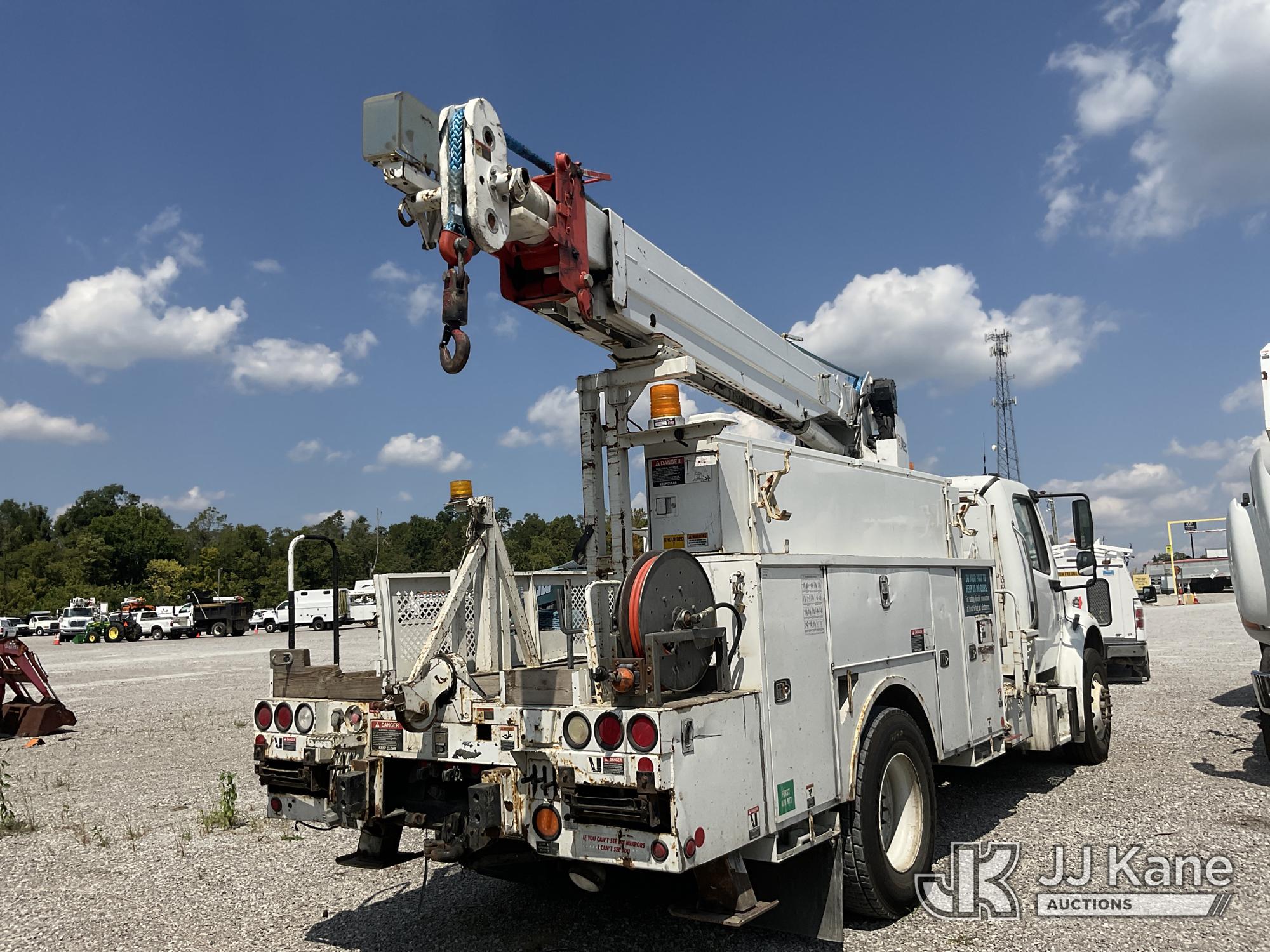 2011 Freightliner M2 106
