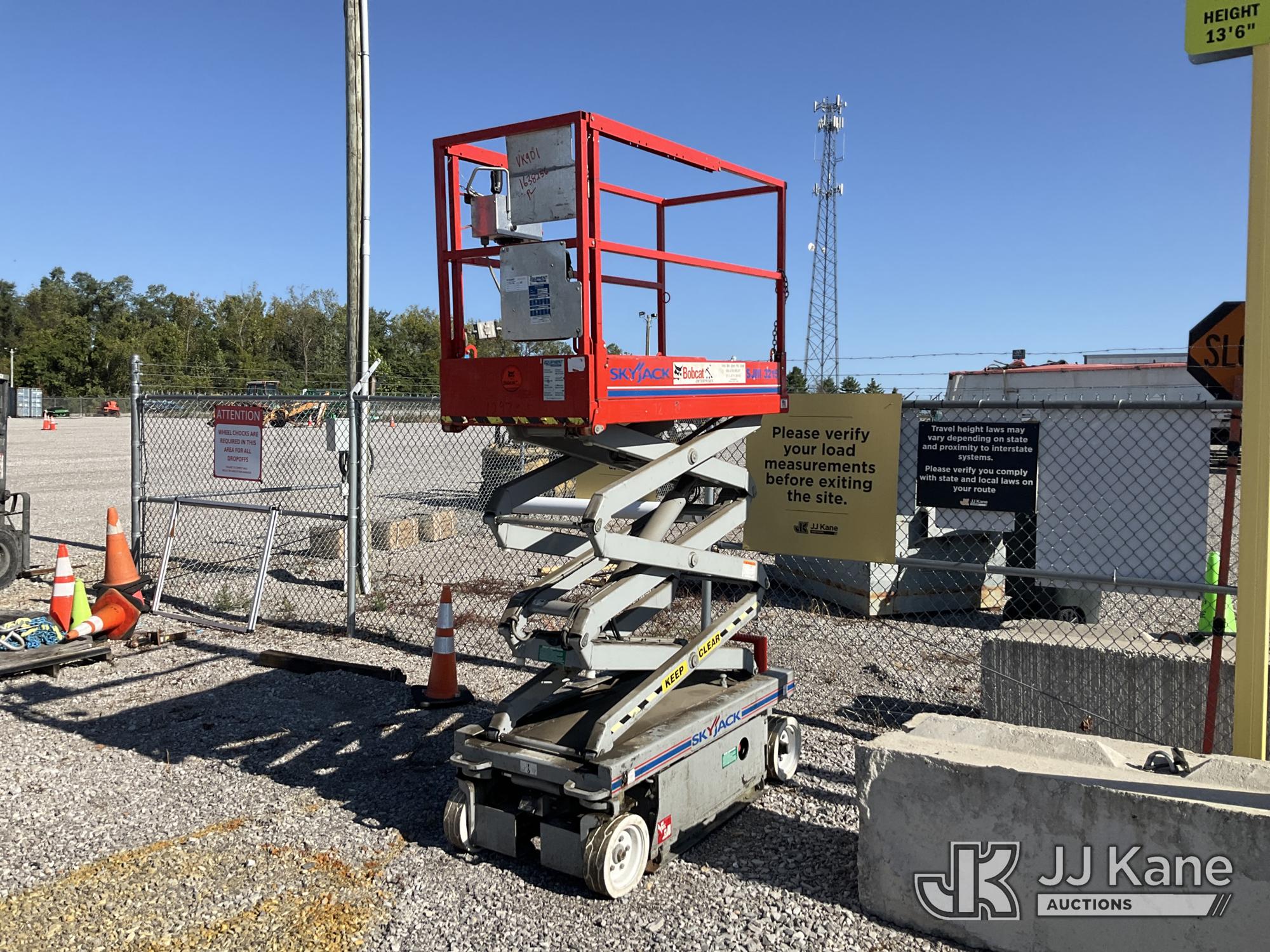 Photo of Skyjack SJIII-3215