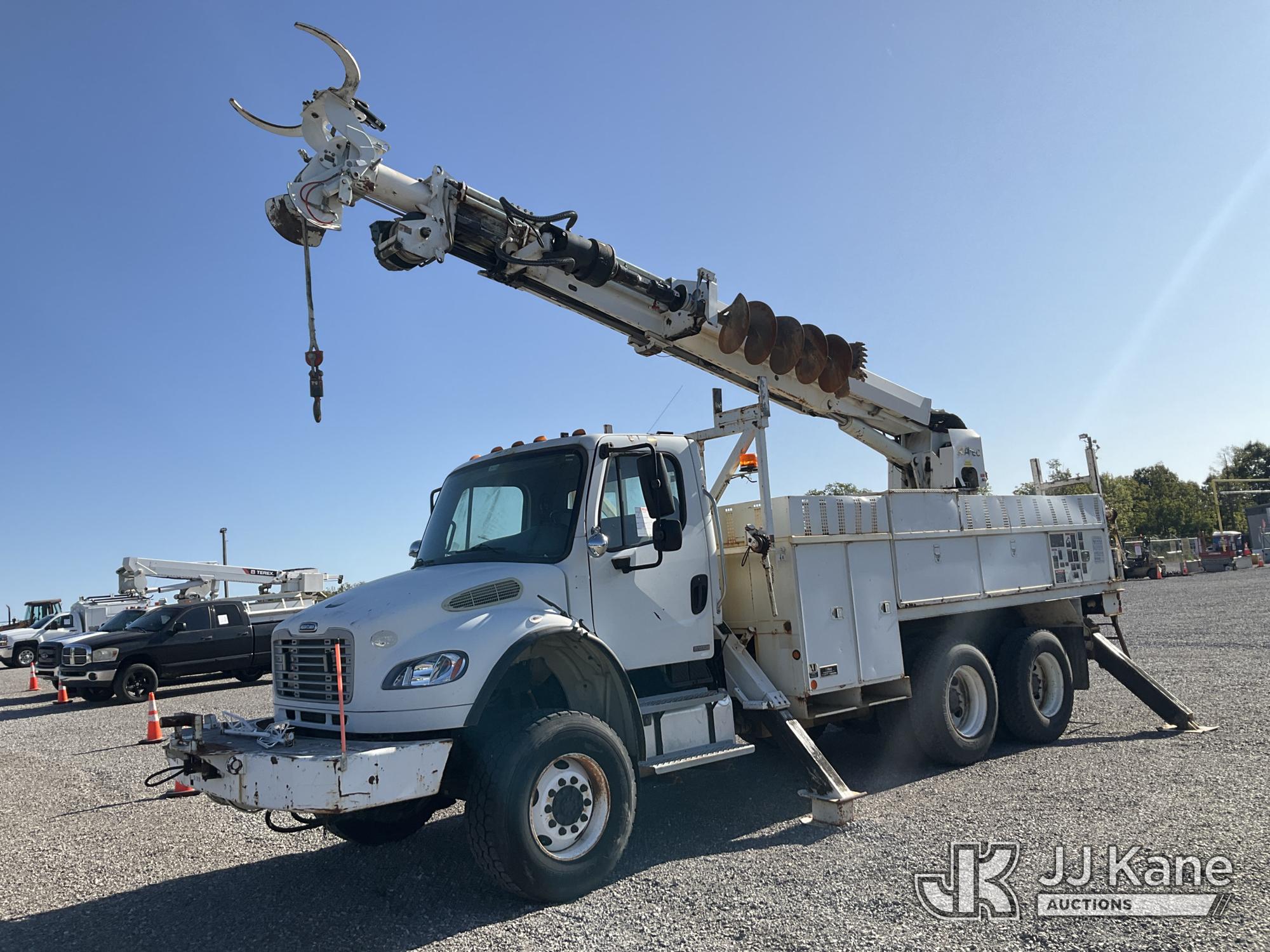 2010 Freightliner M2 106 MEDIUM DUTY