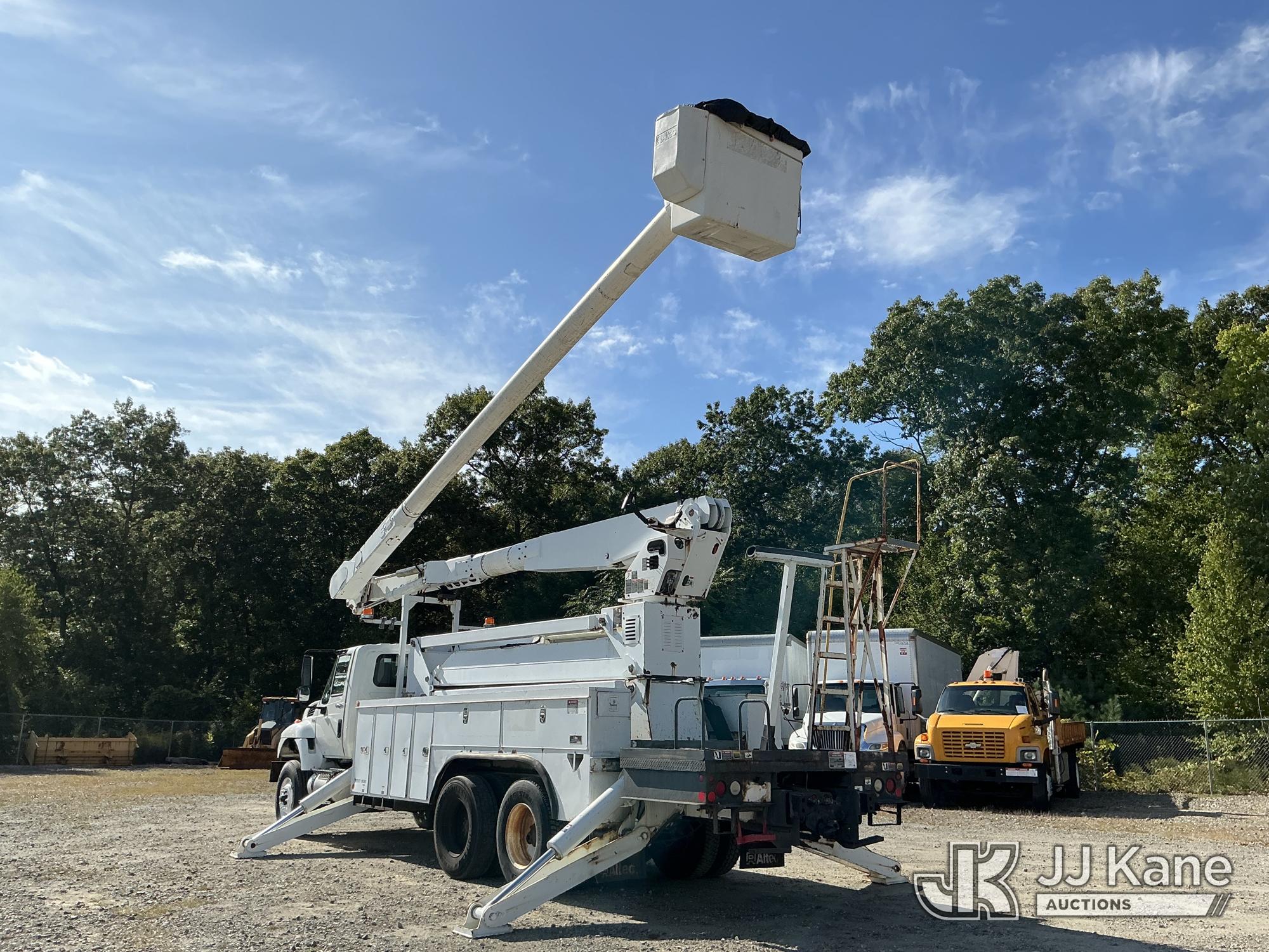 2009 International 7400 6X4