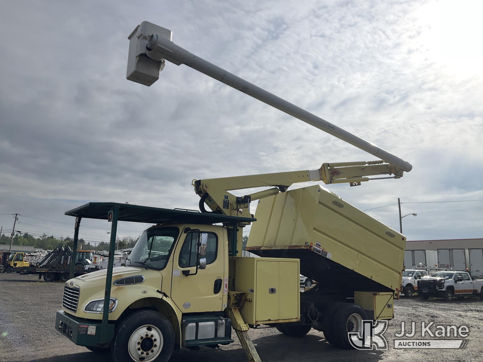 2015 Freightliner M2 106