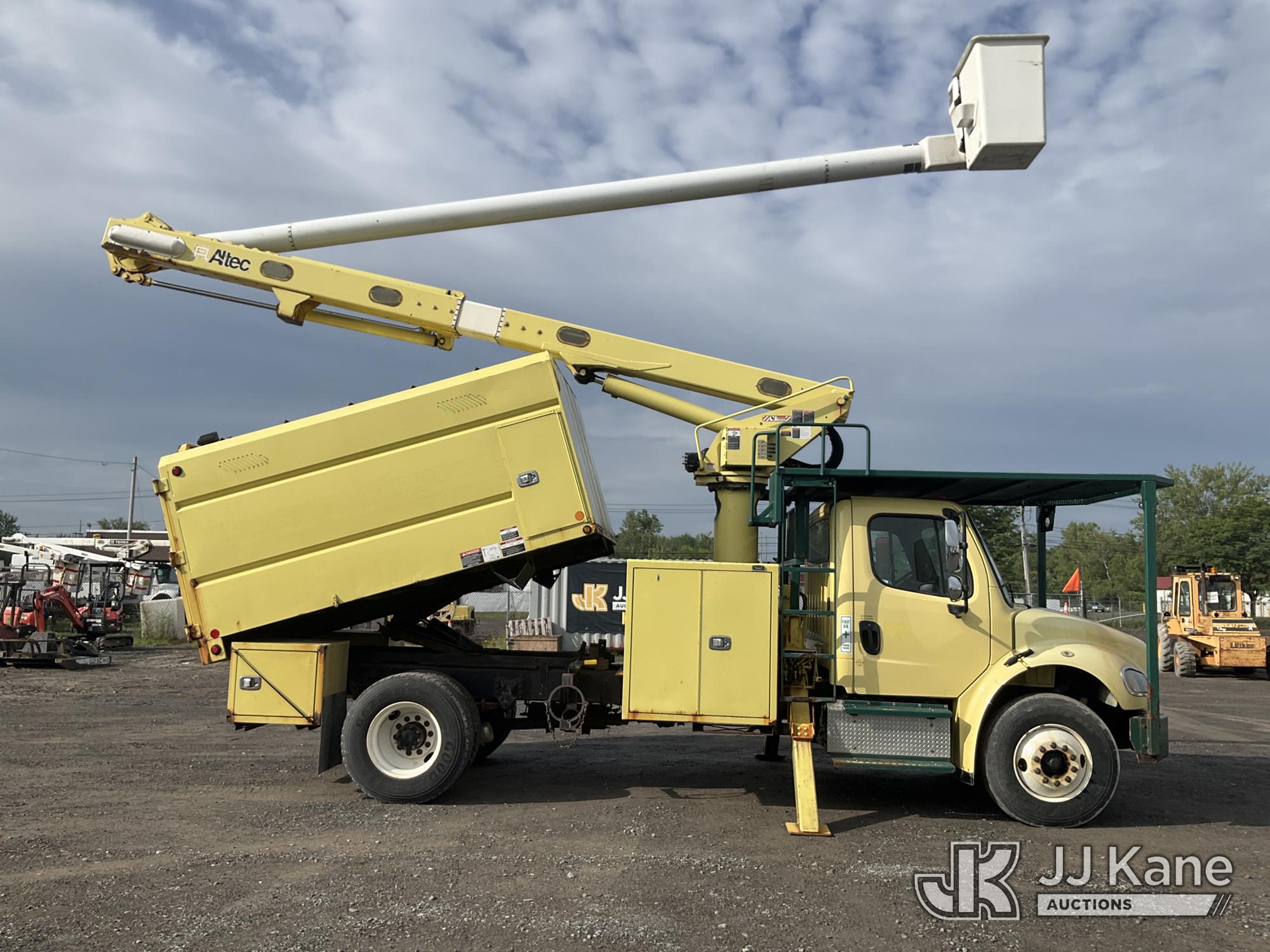 2015 Freightliner M2 106