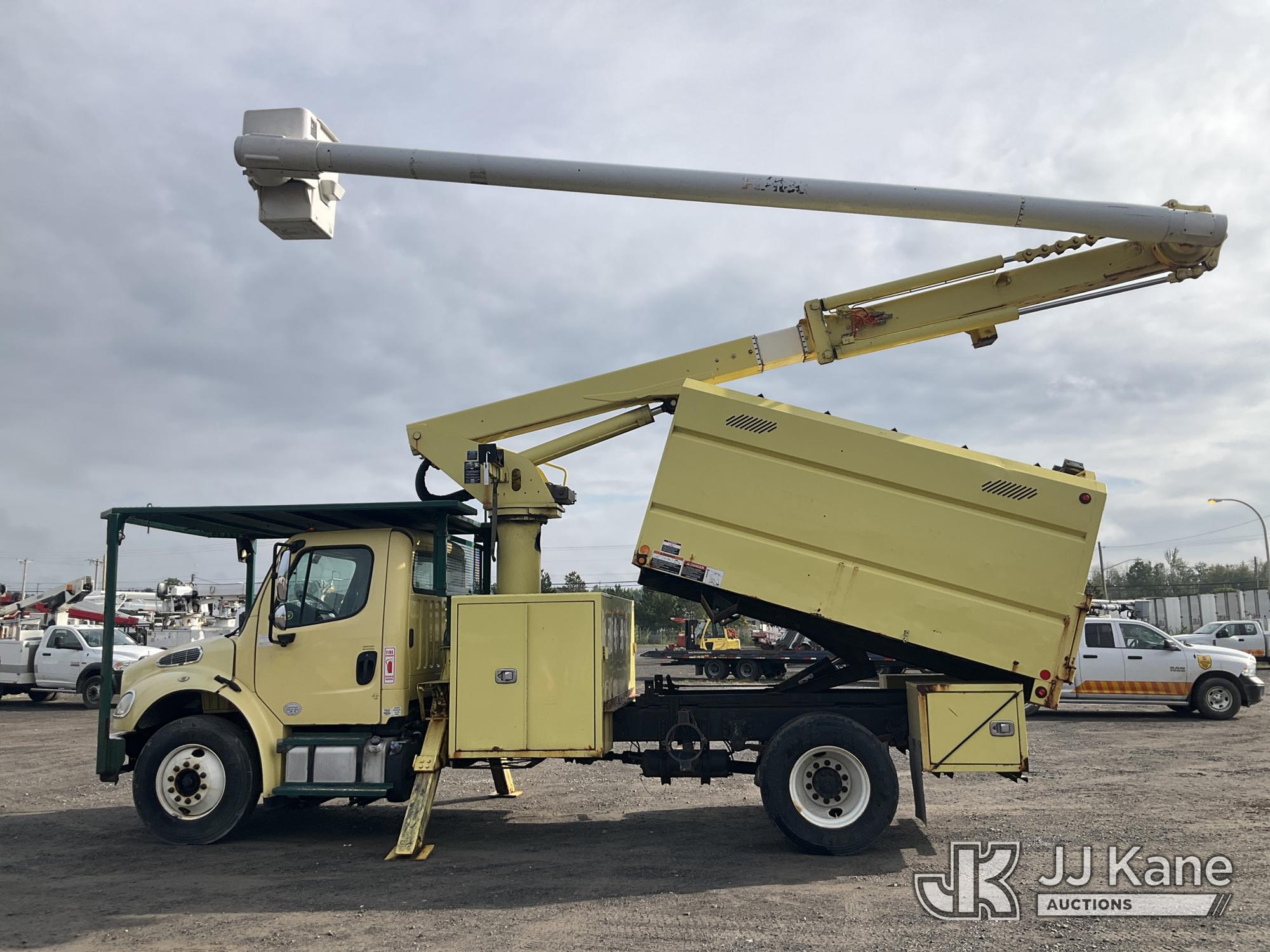 2015 Freightliner M2 106
