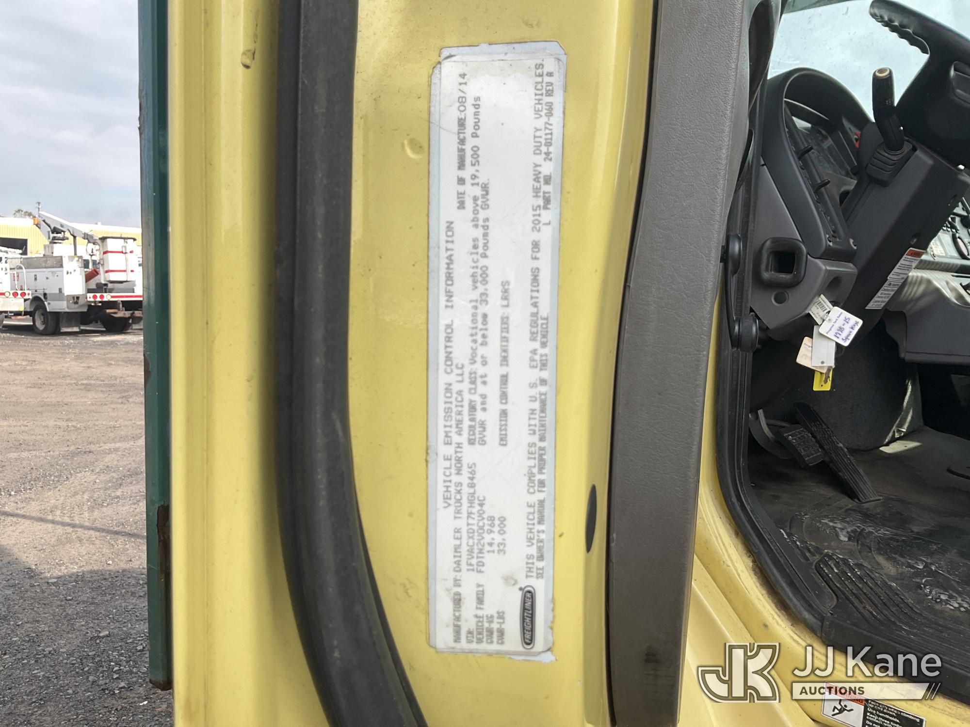 2015 Freightliner M2 106