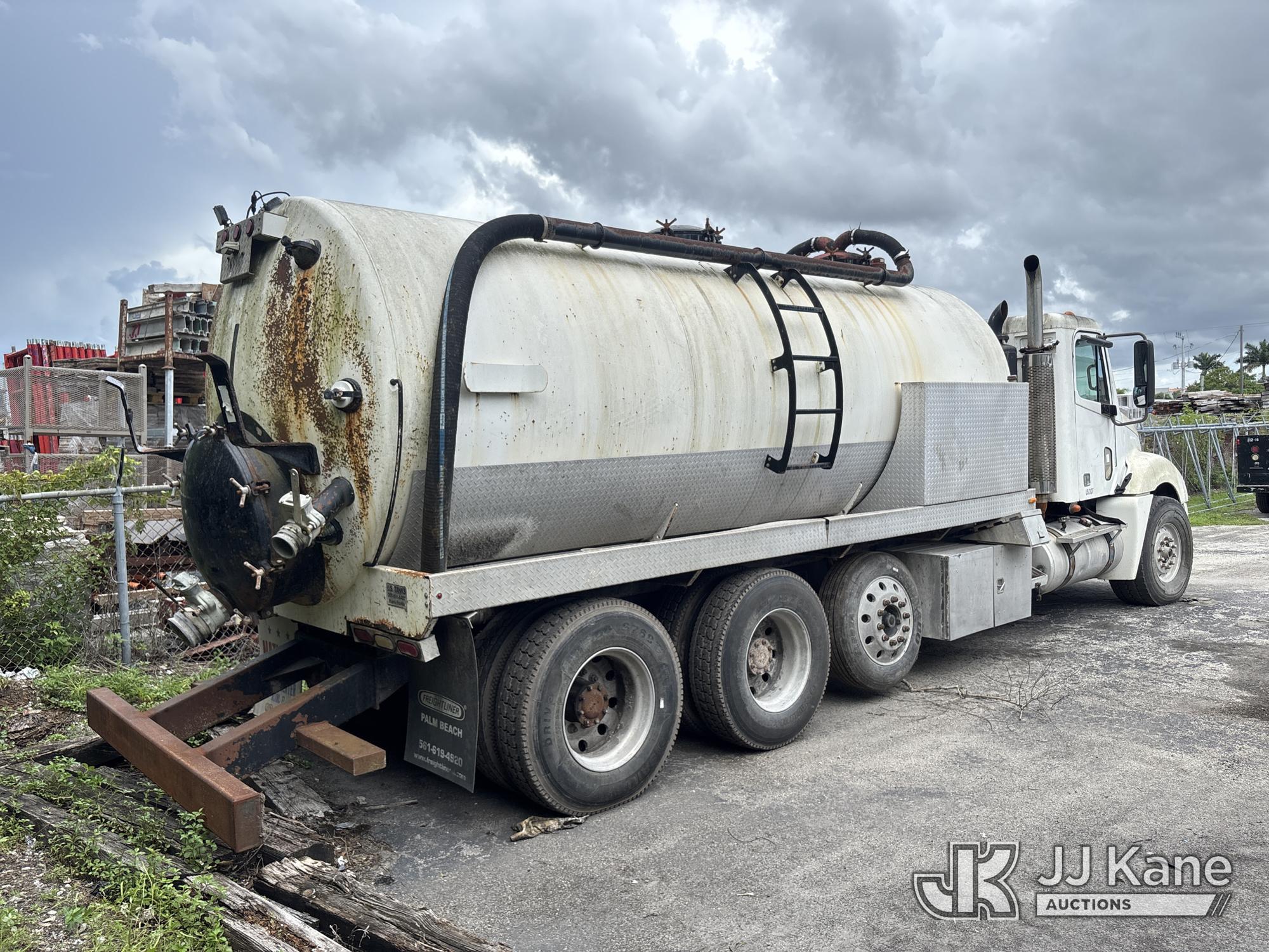 2007 Freightliner COLUMBIA 120