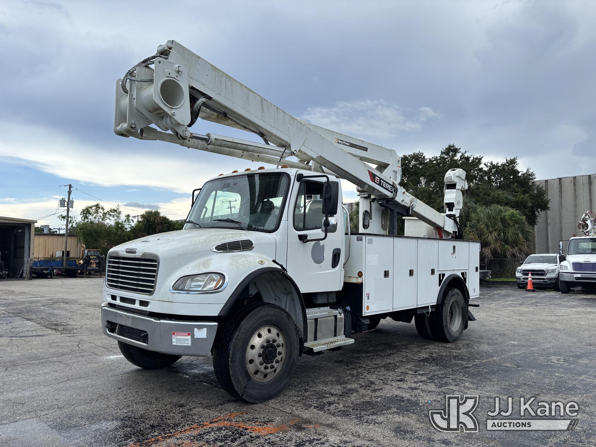 2020 Freightliner M2 106 MEDIUM DUTY