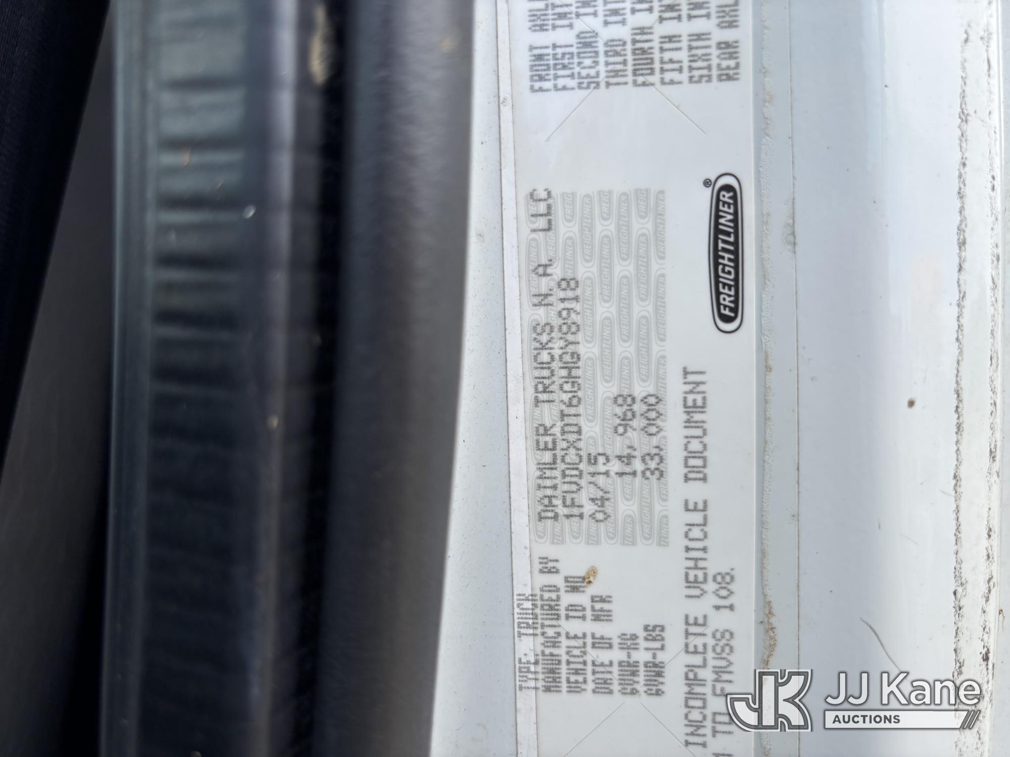 2016 Freightliner M2 106