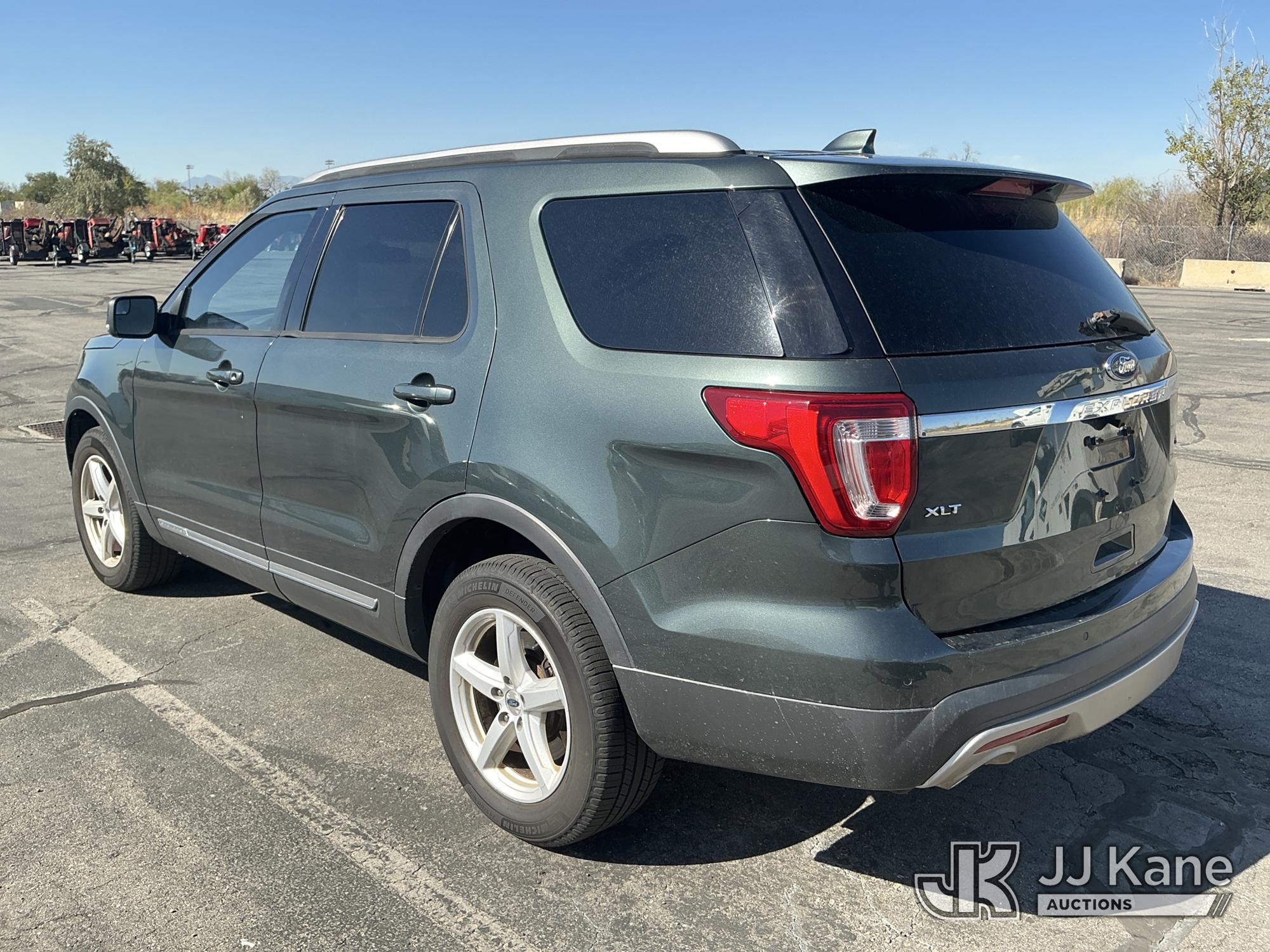 2016 Ford EXPLORER 4X4