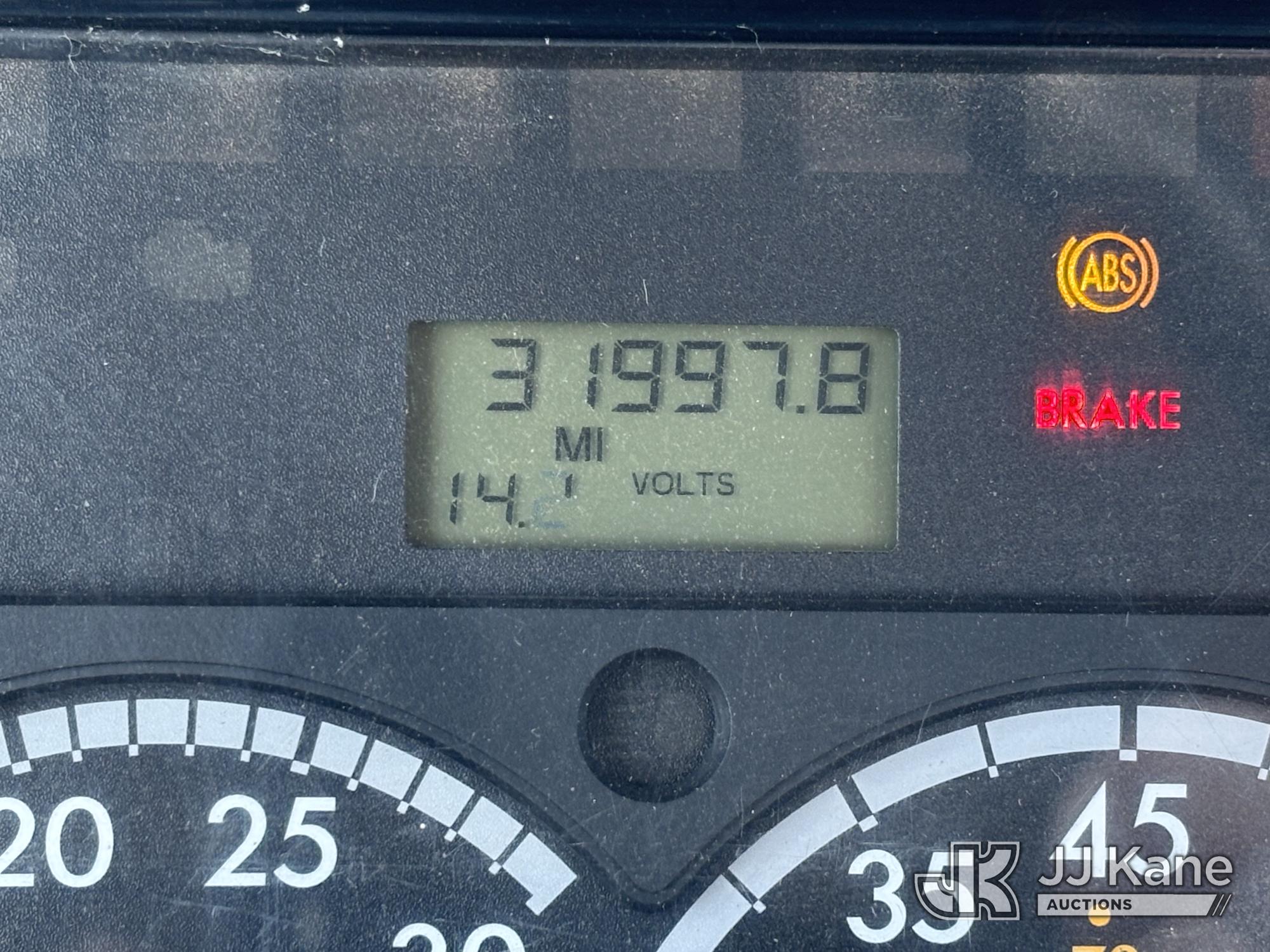 2013 Freightliner 108SD