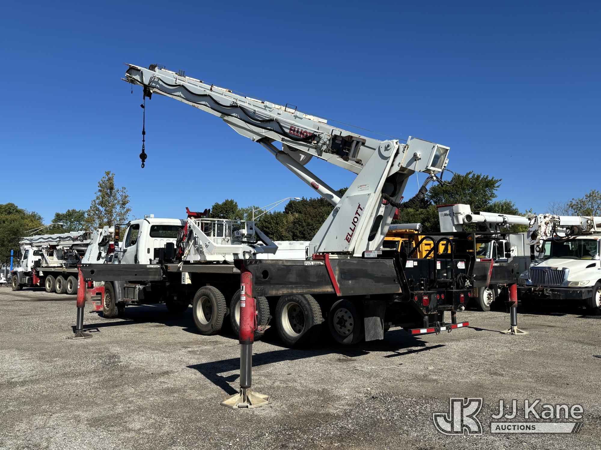 2013 Freightliner 108SD 8x8