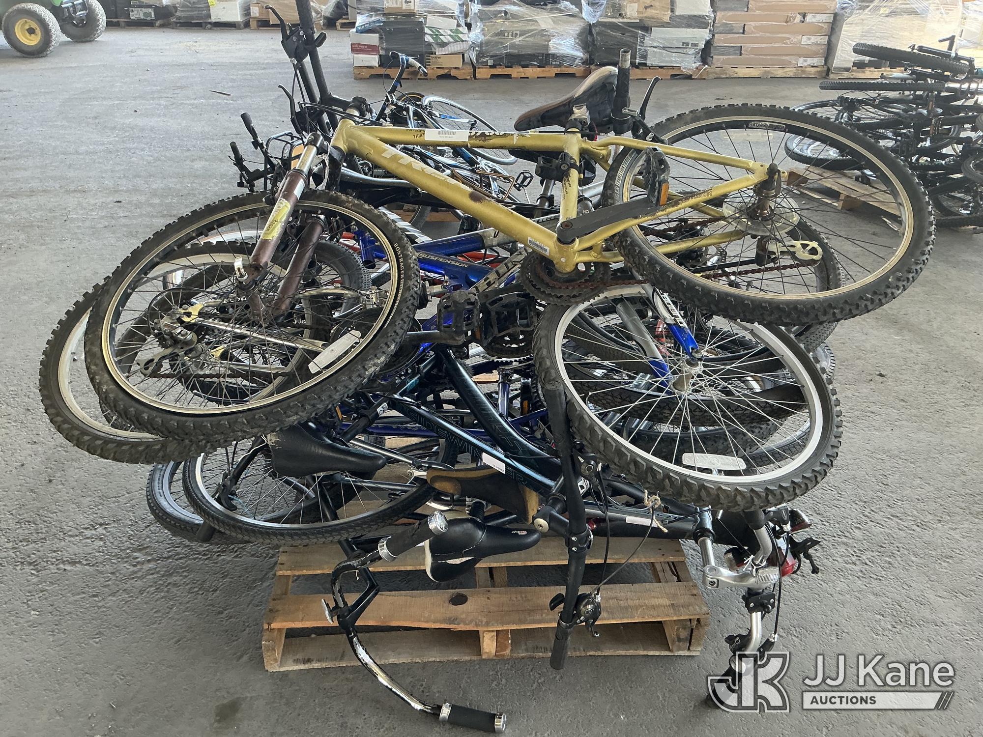 (1 Pallet) Bicycles (Used) NOTE: This unit is being sold AS IS/WHERE IS via Timed Auction and is located in Jurupa Valley