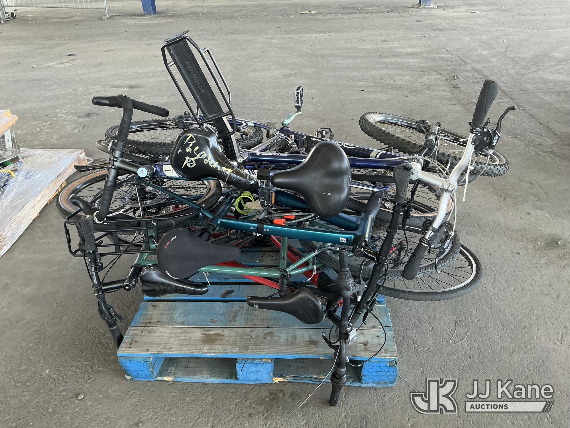 (1 Pallet) Bicycles (Used) NOTE: This unit is being sold AS IS/WHERE IS via Timed Auction and is located in Jurupa Valley