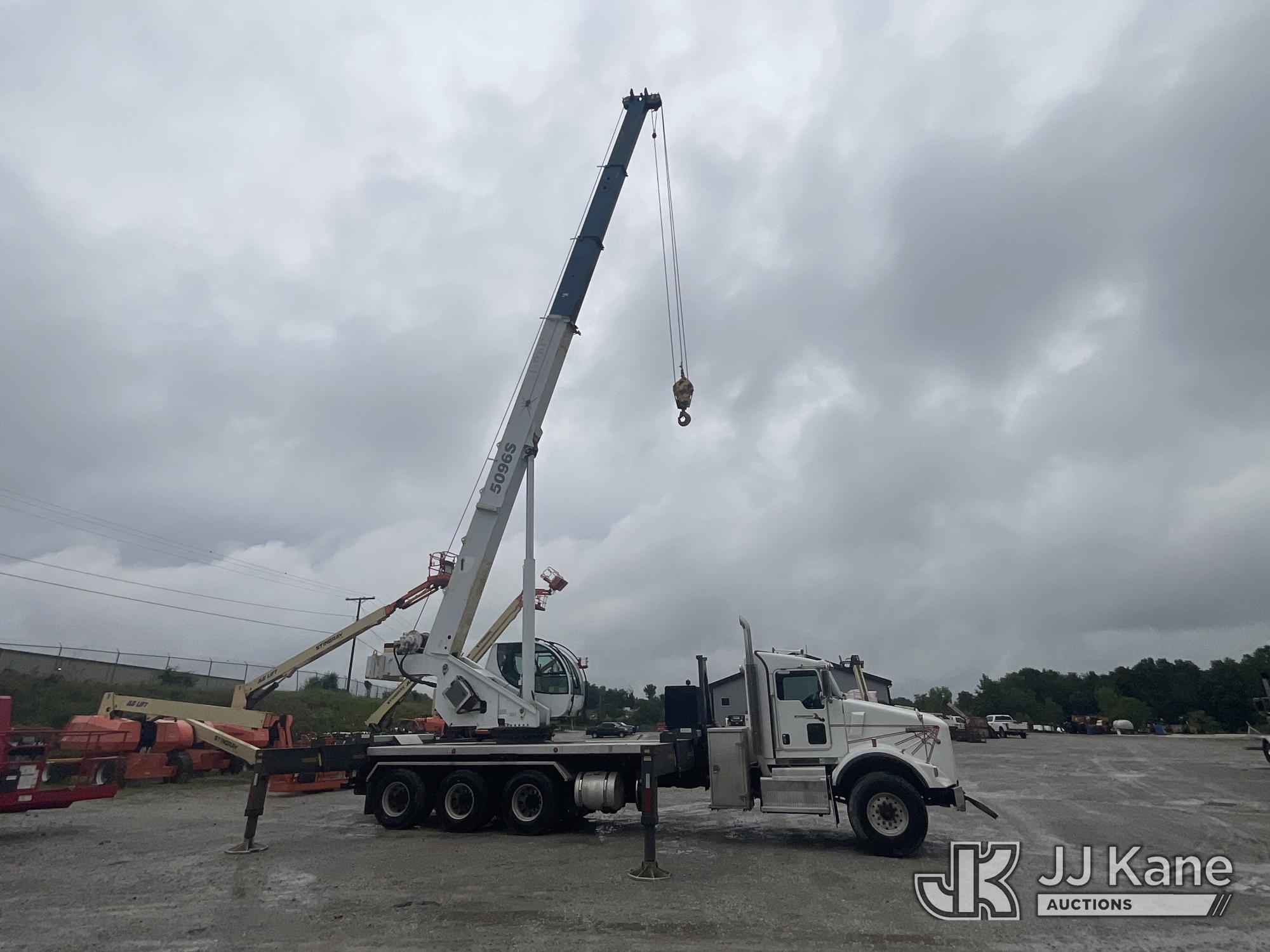 Manitex 5096S, Hydraulic Truck Crane rear mounted on 2013 Kenworth T800 Flatbed Truck