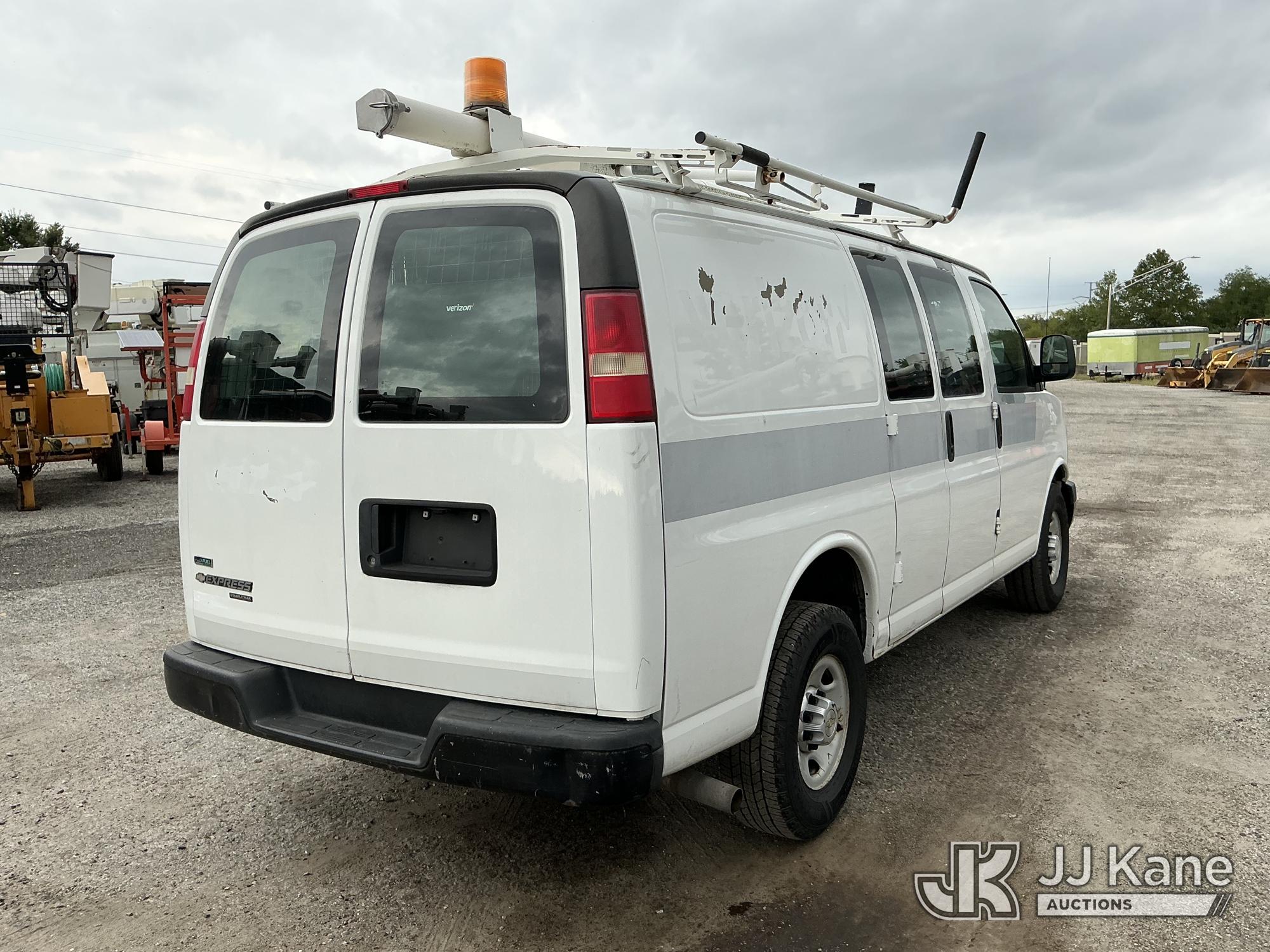 2011 Chevrolet EXPRESS G2500