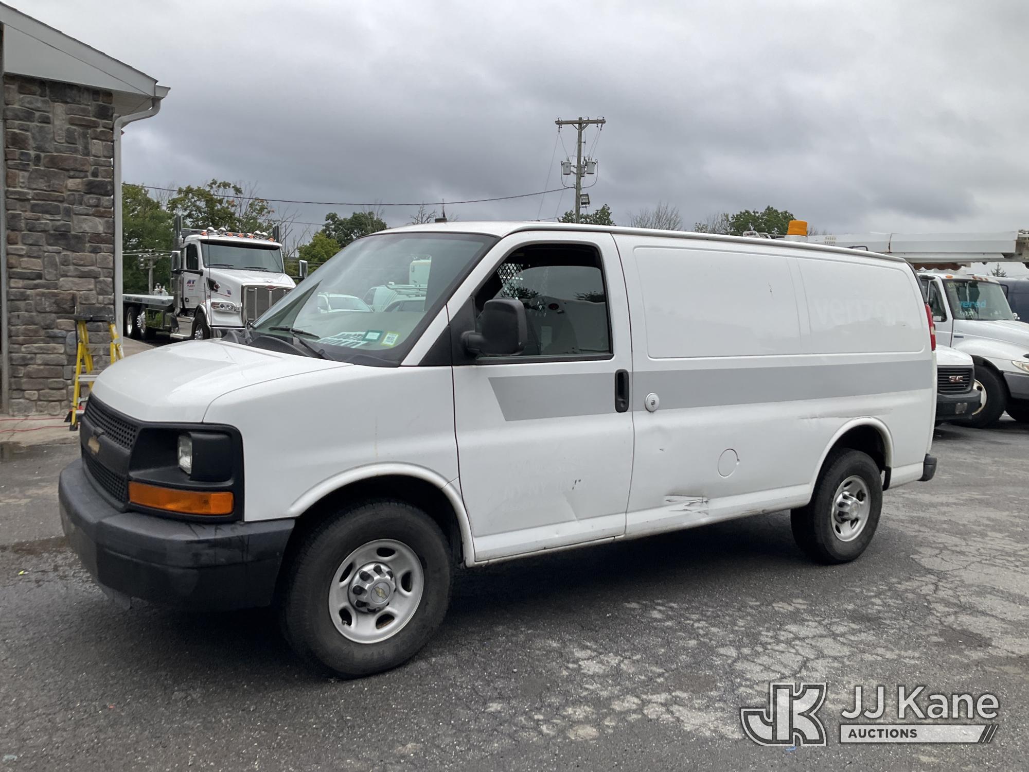 2011 Chevrolet EXPRESS G2500