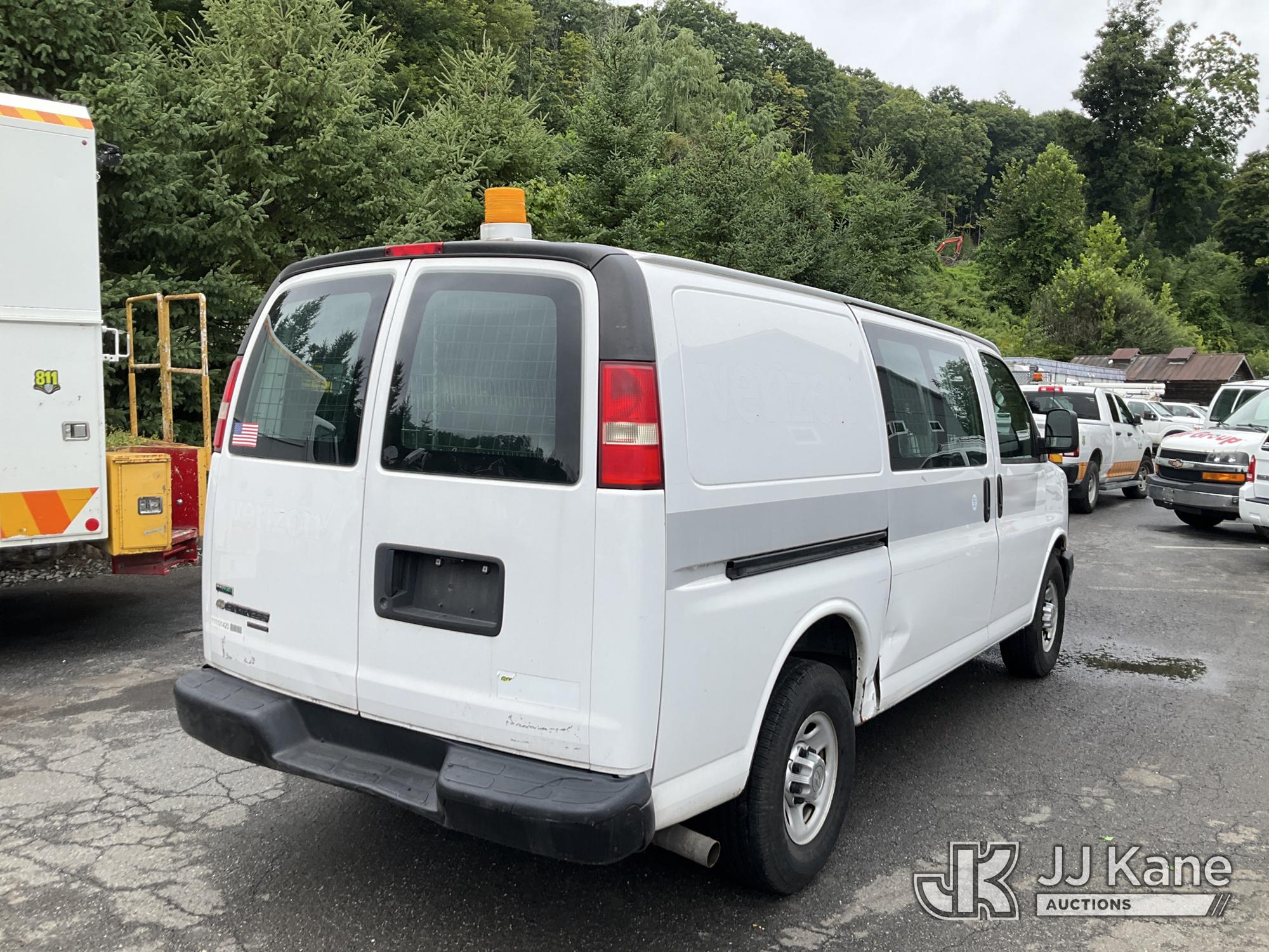 2011 Chevrolet EXPRESS G2500