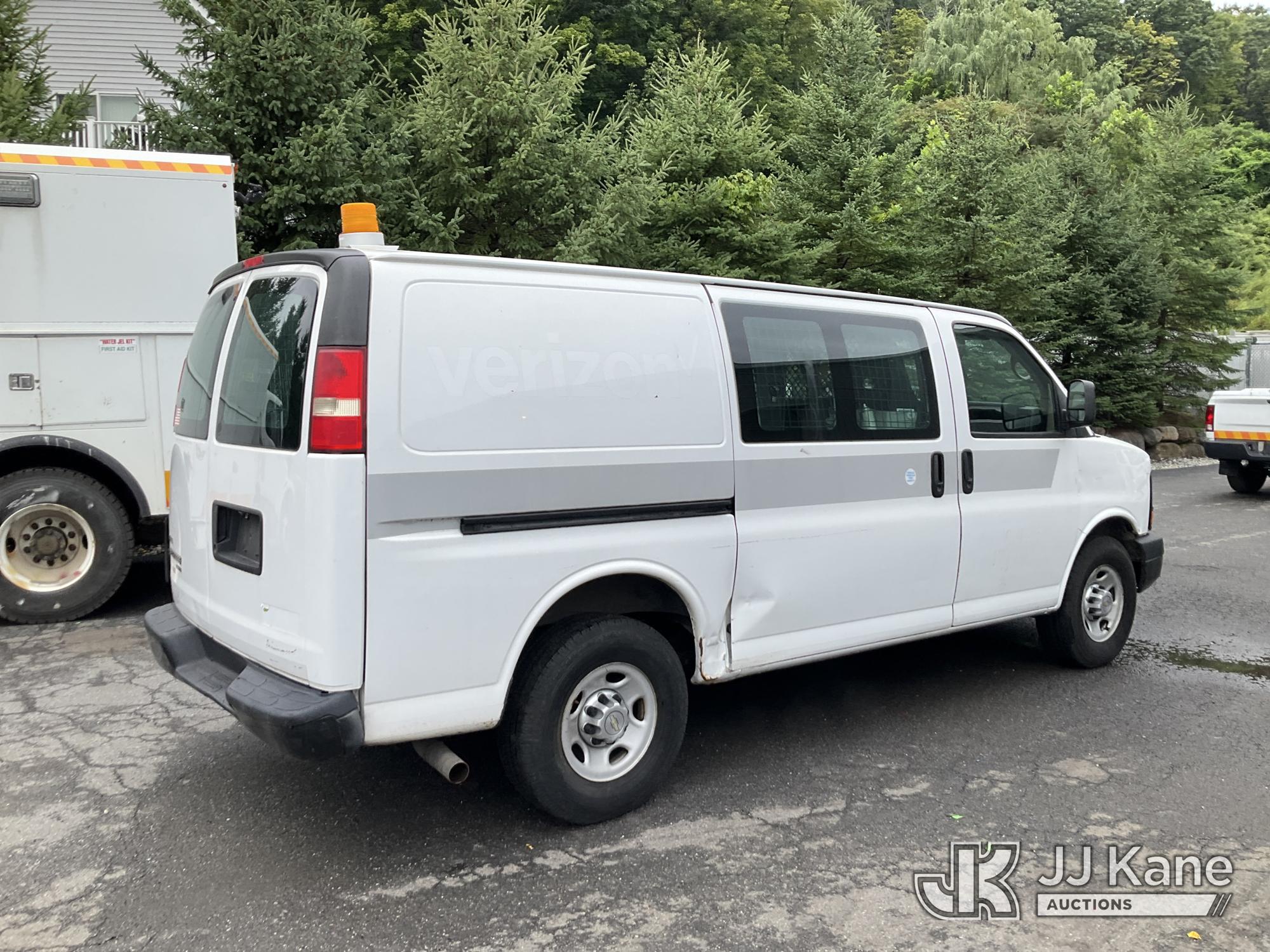 2011 Chevrolet EXPRESS G2500