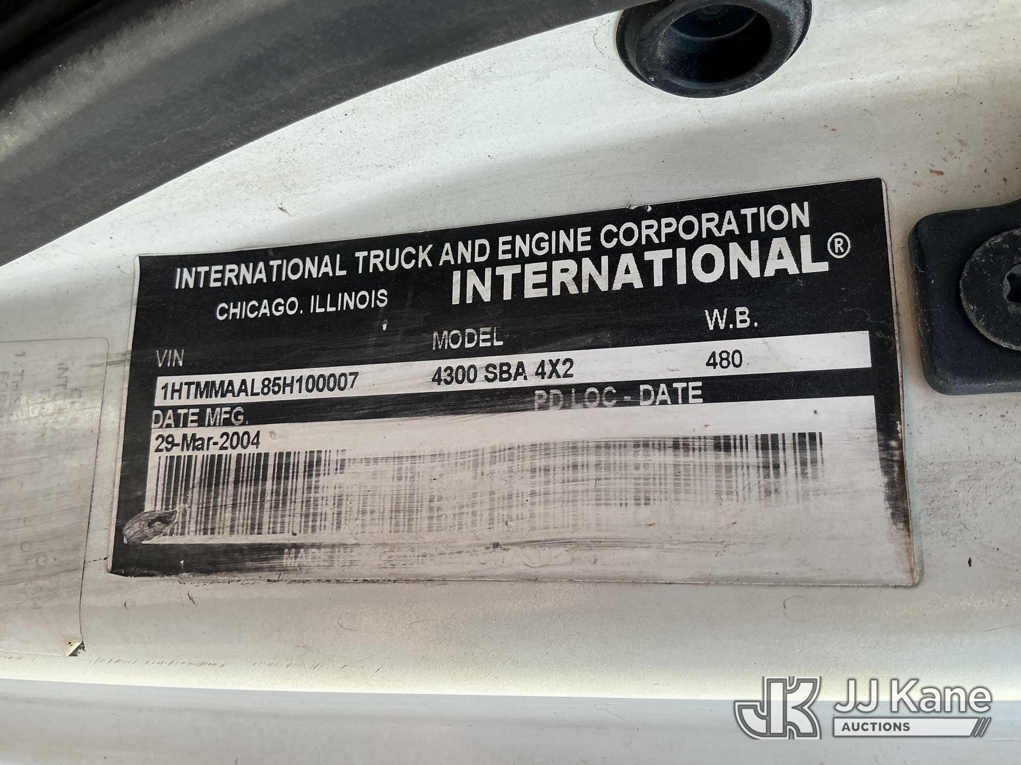 2005 International 4300