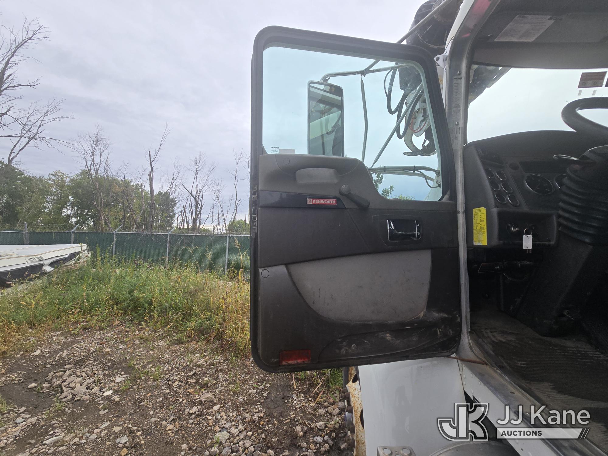 2014 Kenworth T300