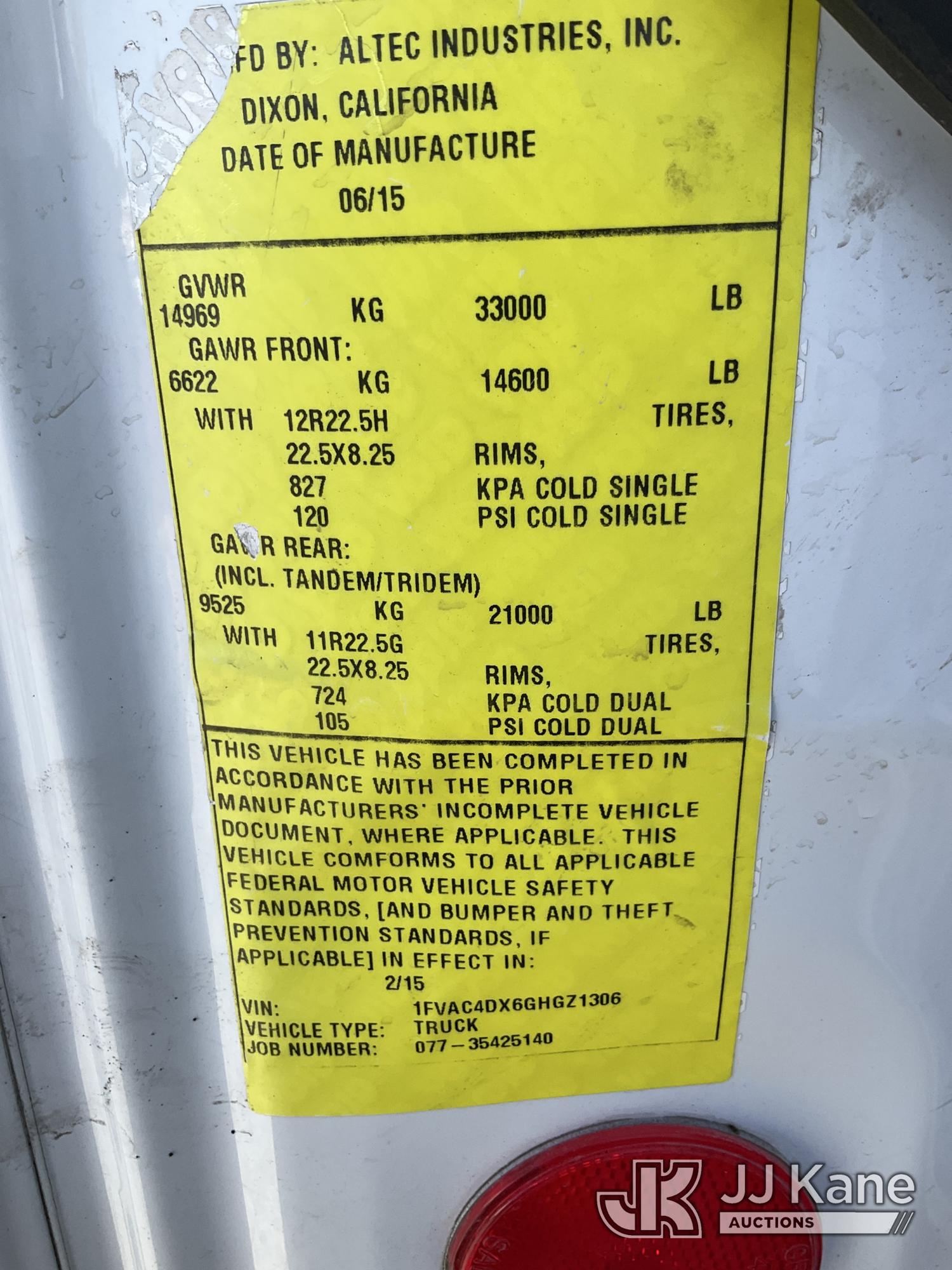 2016 Freightliner M2 112