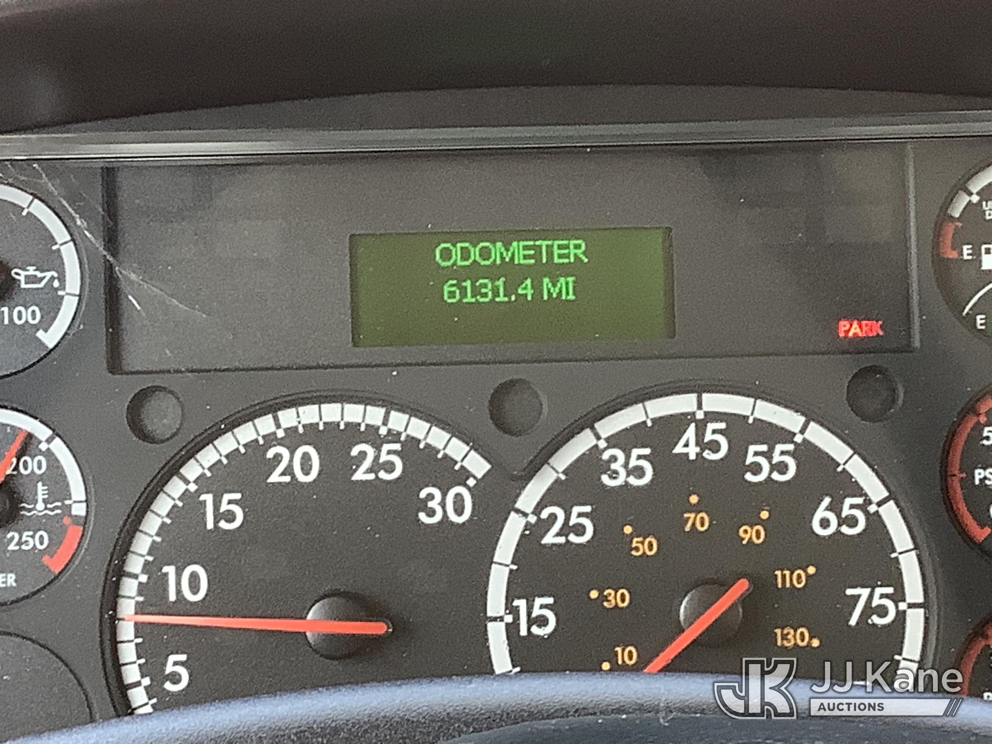 2016 Freightliner M2 106