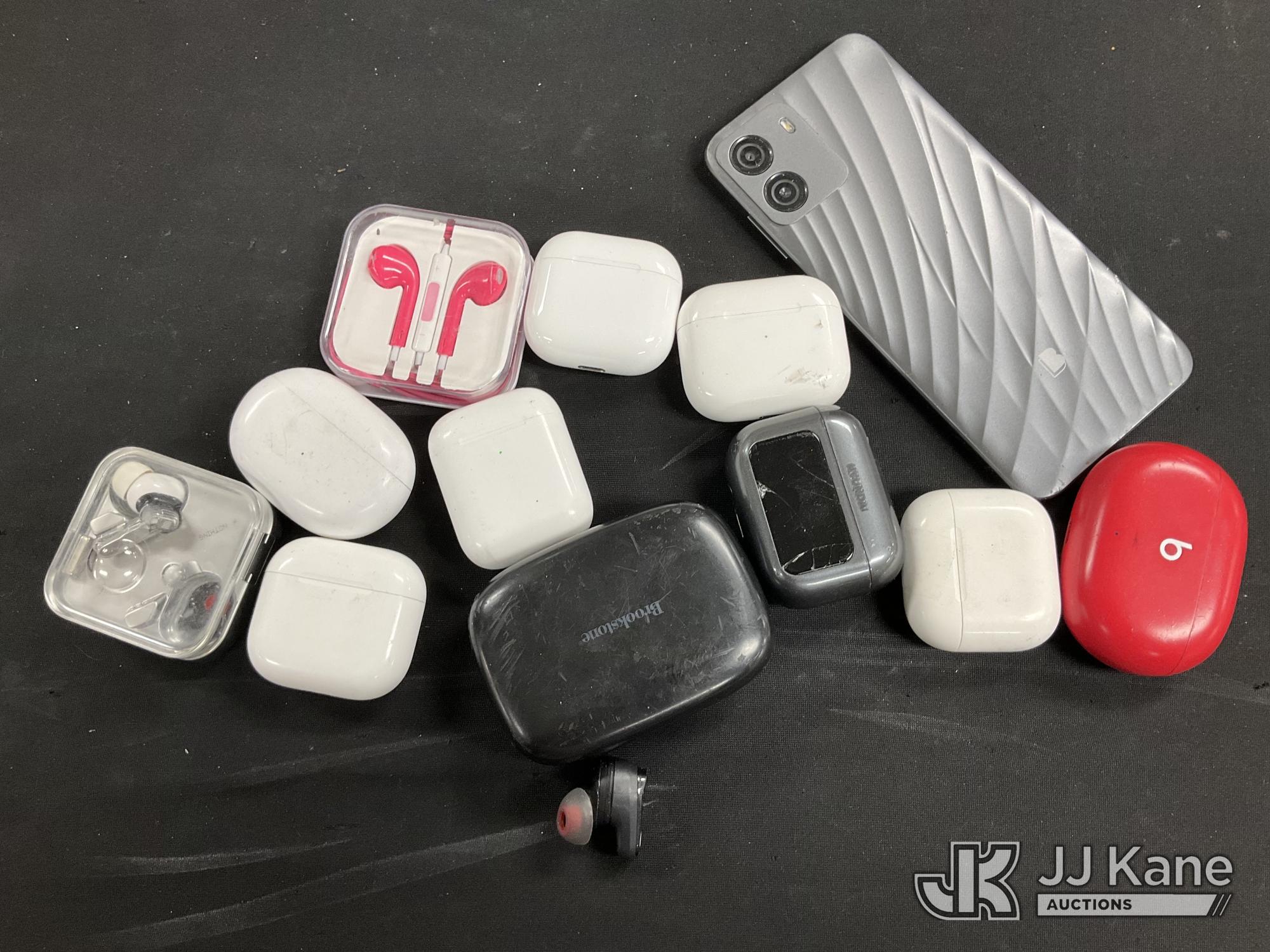 Earbuds