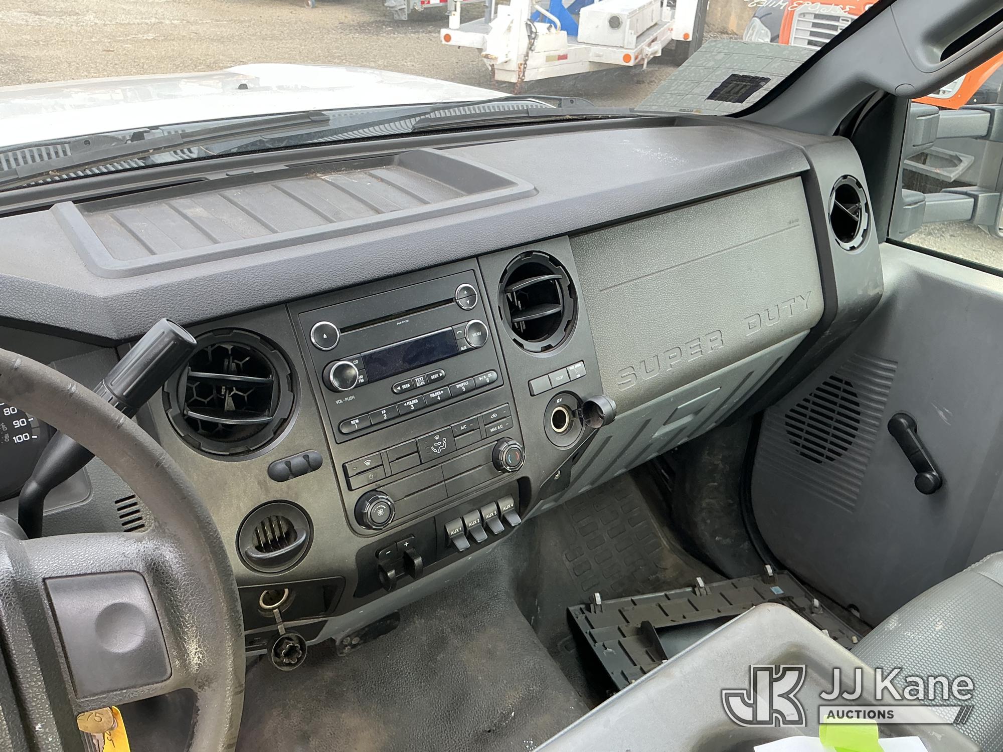 2011 Ford F550